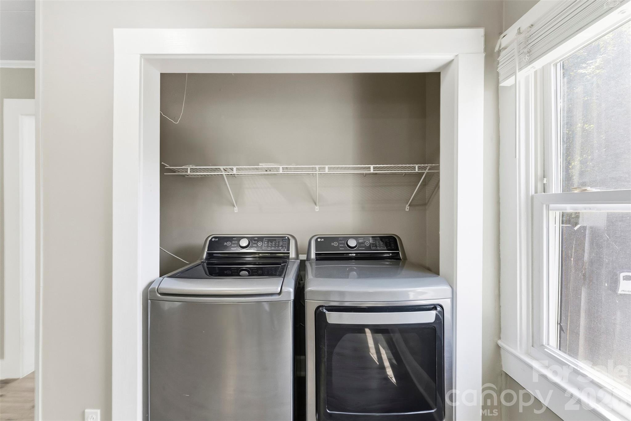 816 S Weldon Street Property Photo 10