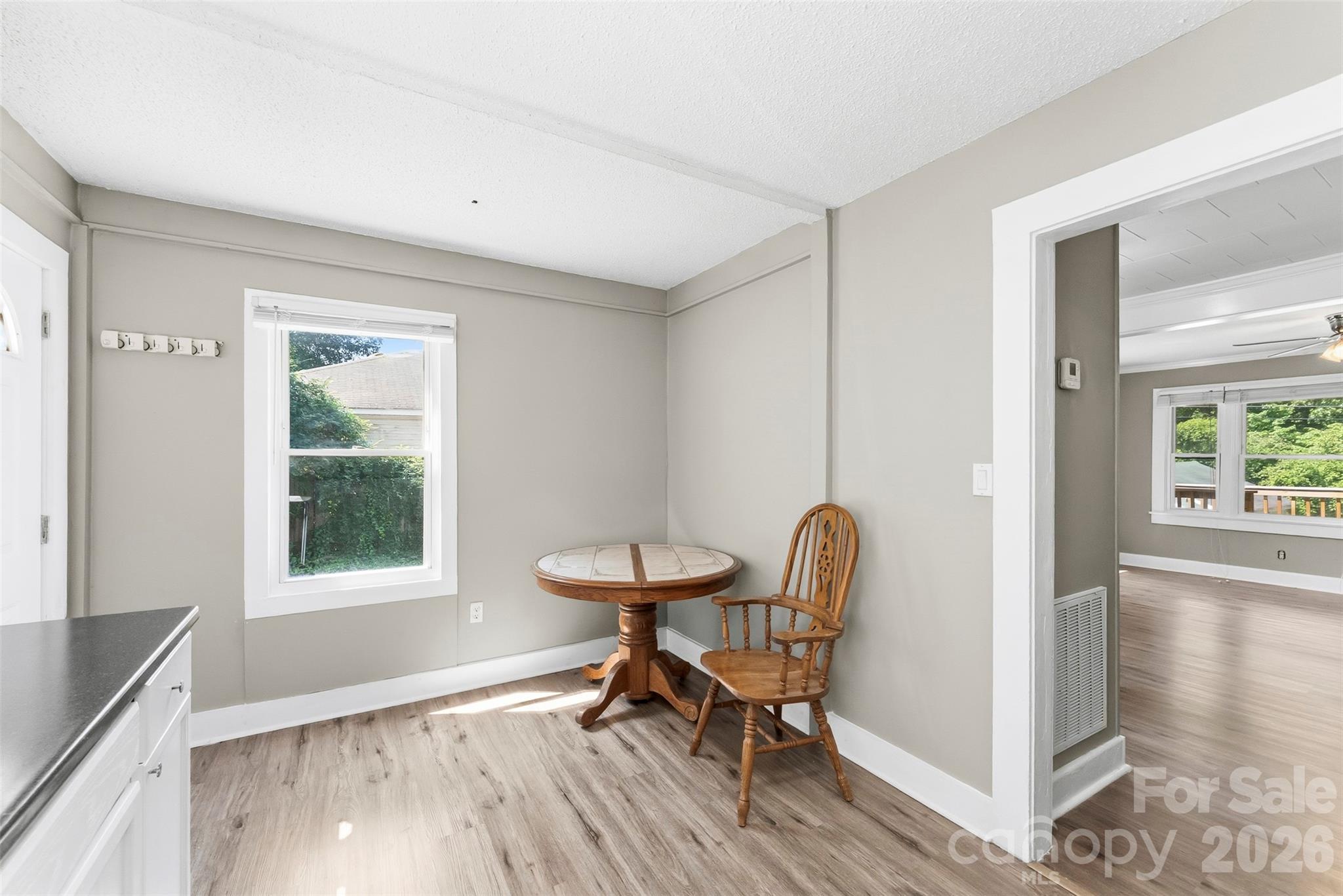 816 S Weldon Street Property Photo 15