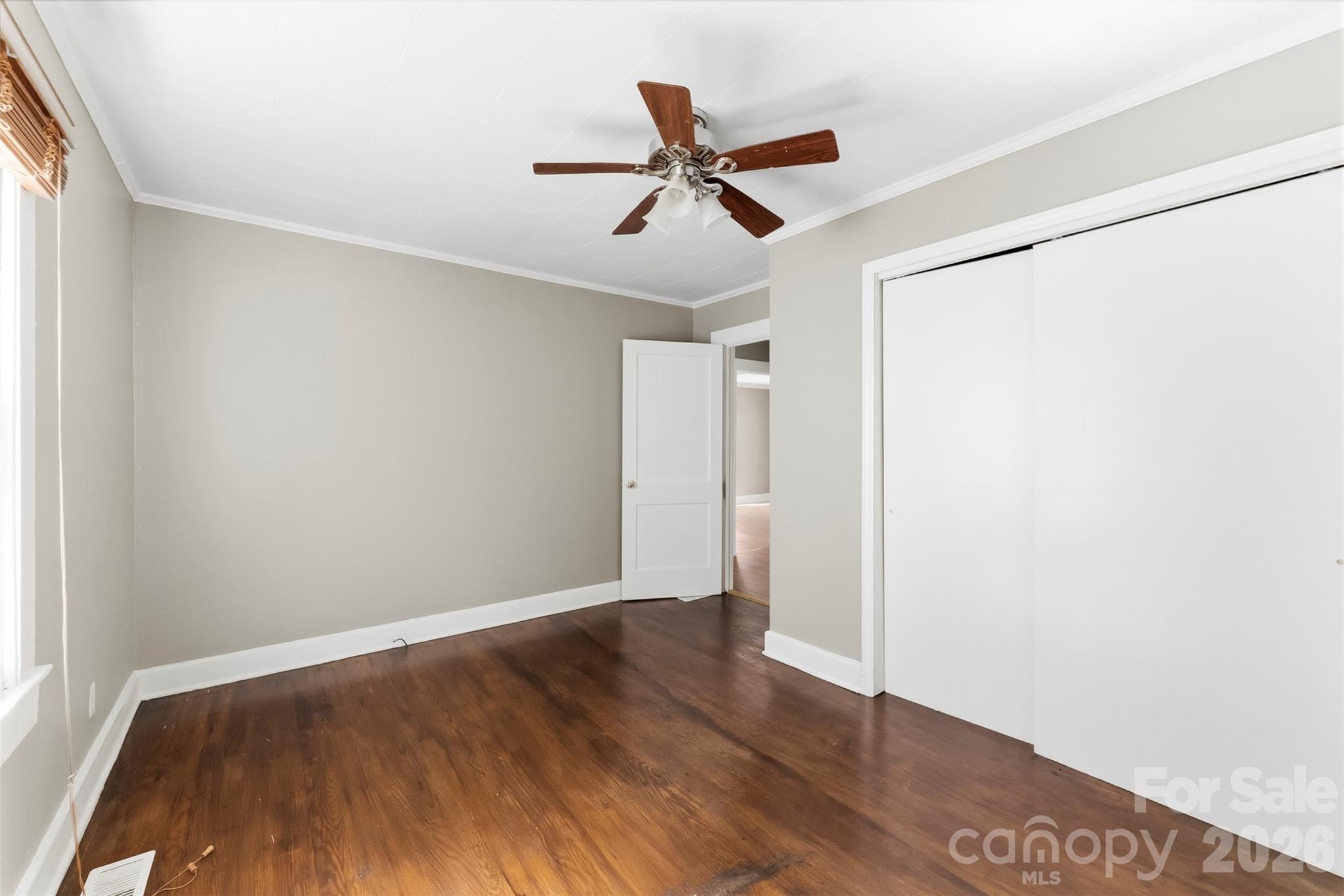 816 S Weldon Street Property Photo 19