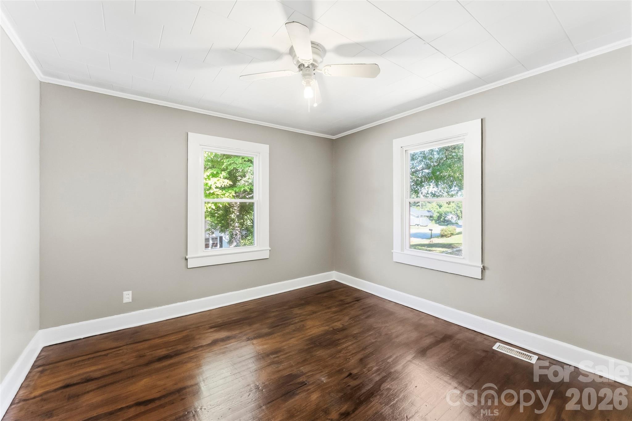 816 S Weldon Street Property Photo 23