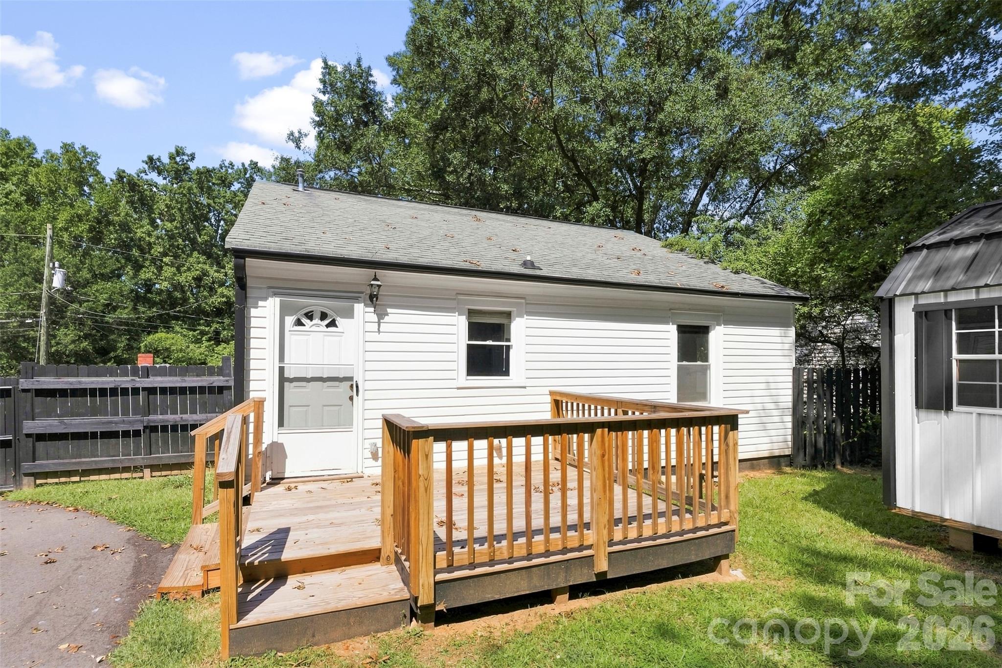 816 S Weldon Street Property Photo 26