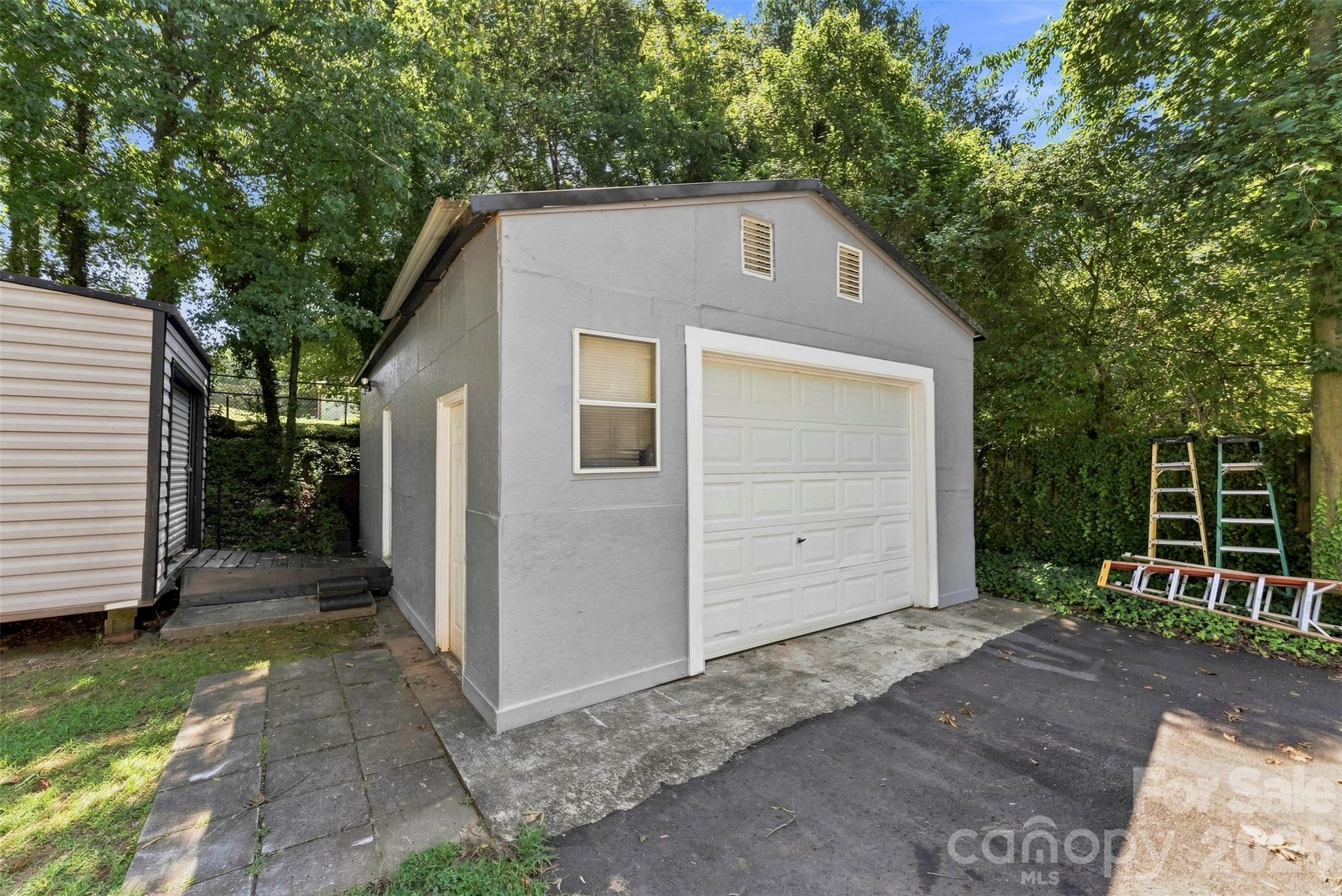 816 S Weldon Street Property Photo 28
