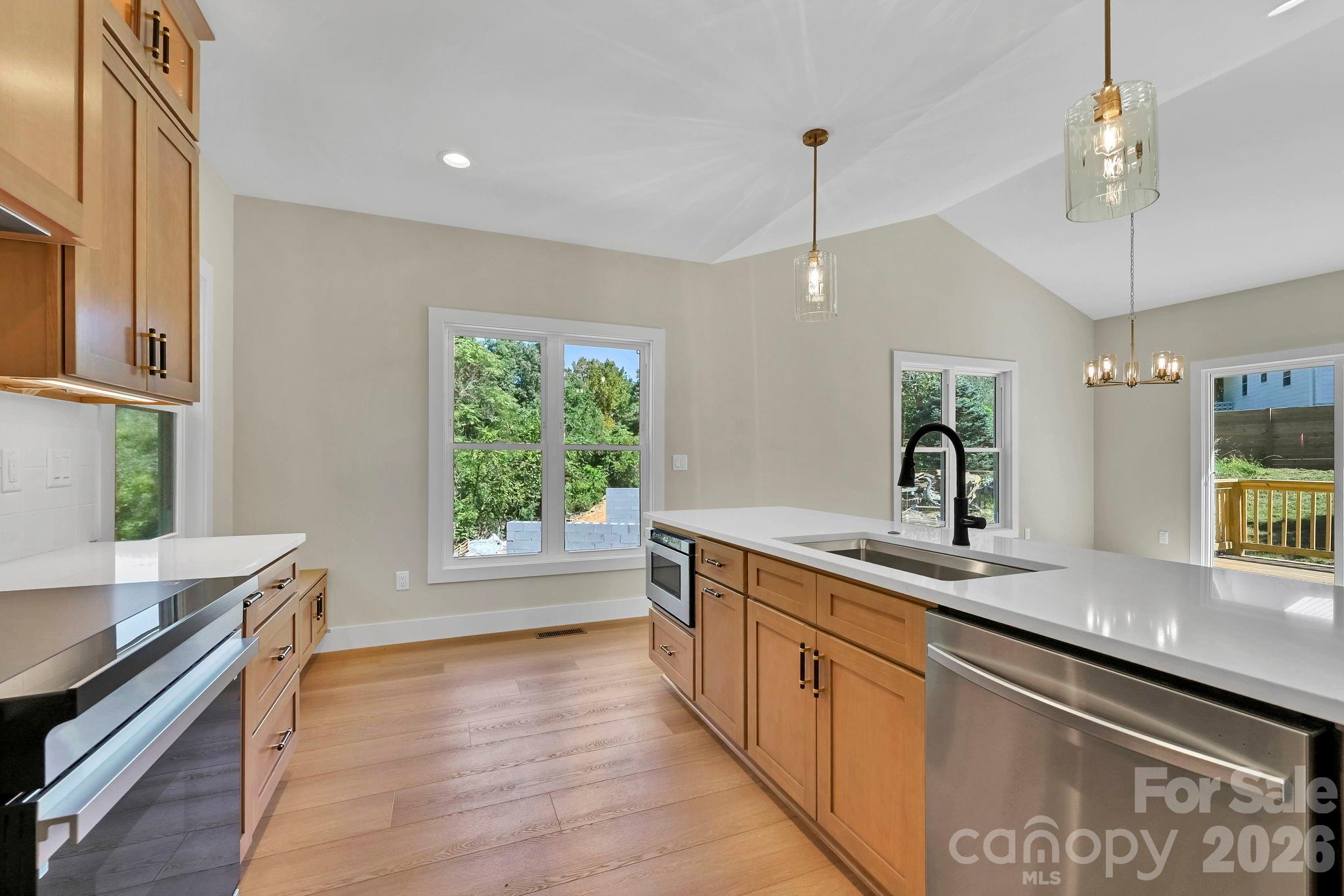 34 Mountain View Road Property Photo 15