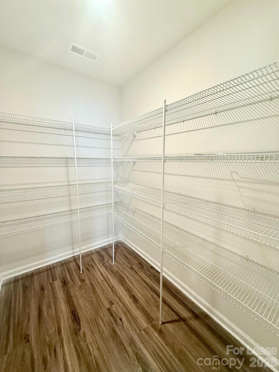 2834 Oldfield Drive Property Photo 5