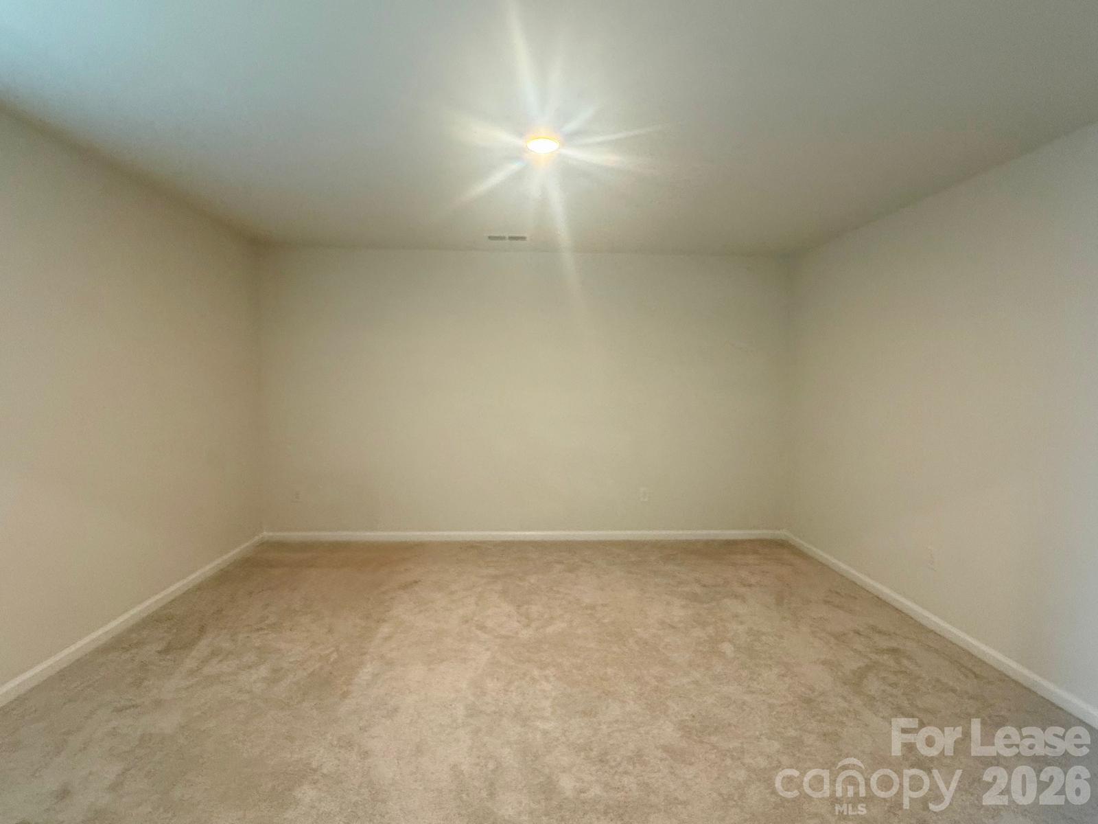 2834 Oldfield Drive Property Photo 9