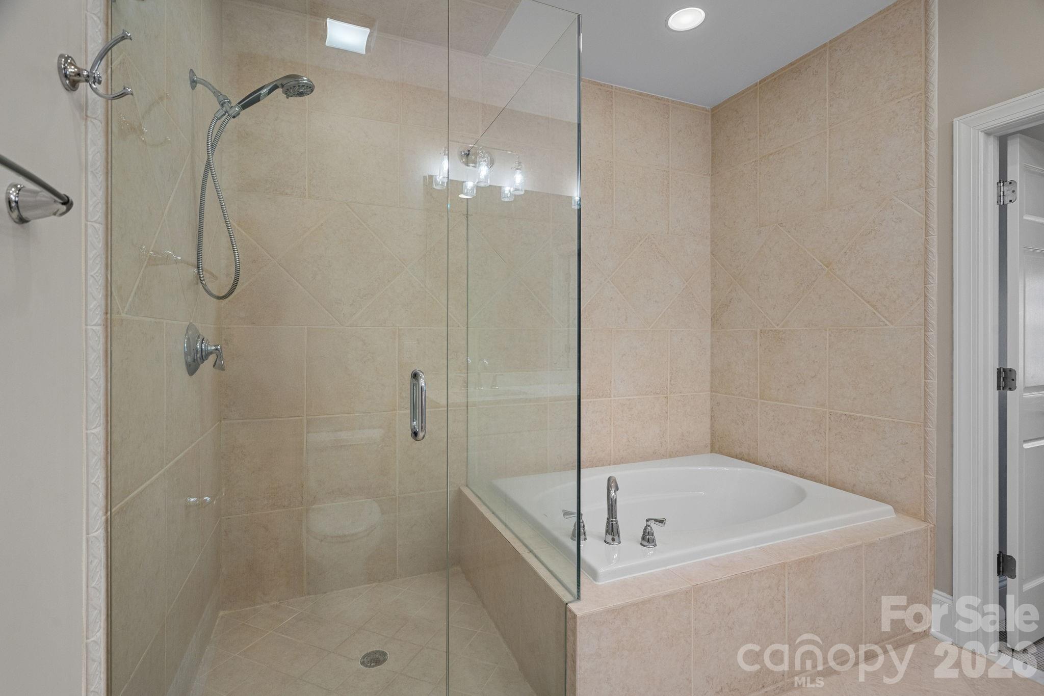 6415 Wakehurst Road Property Photo 35