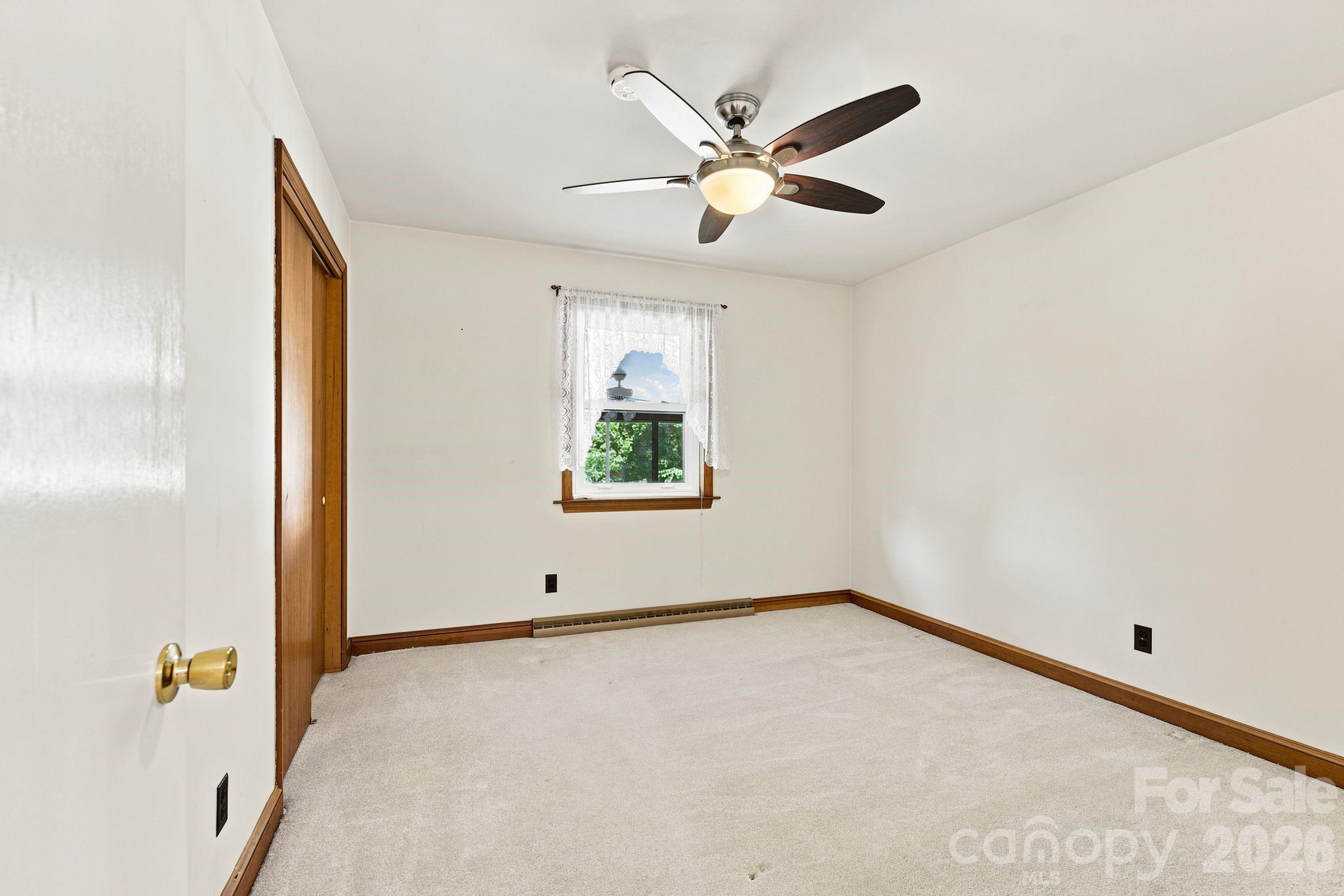 469 Sunset Drive Property Photo 20