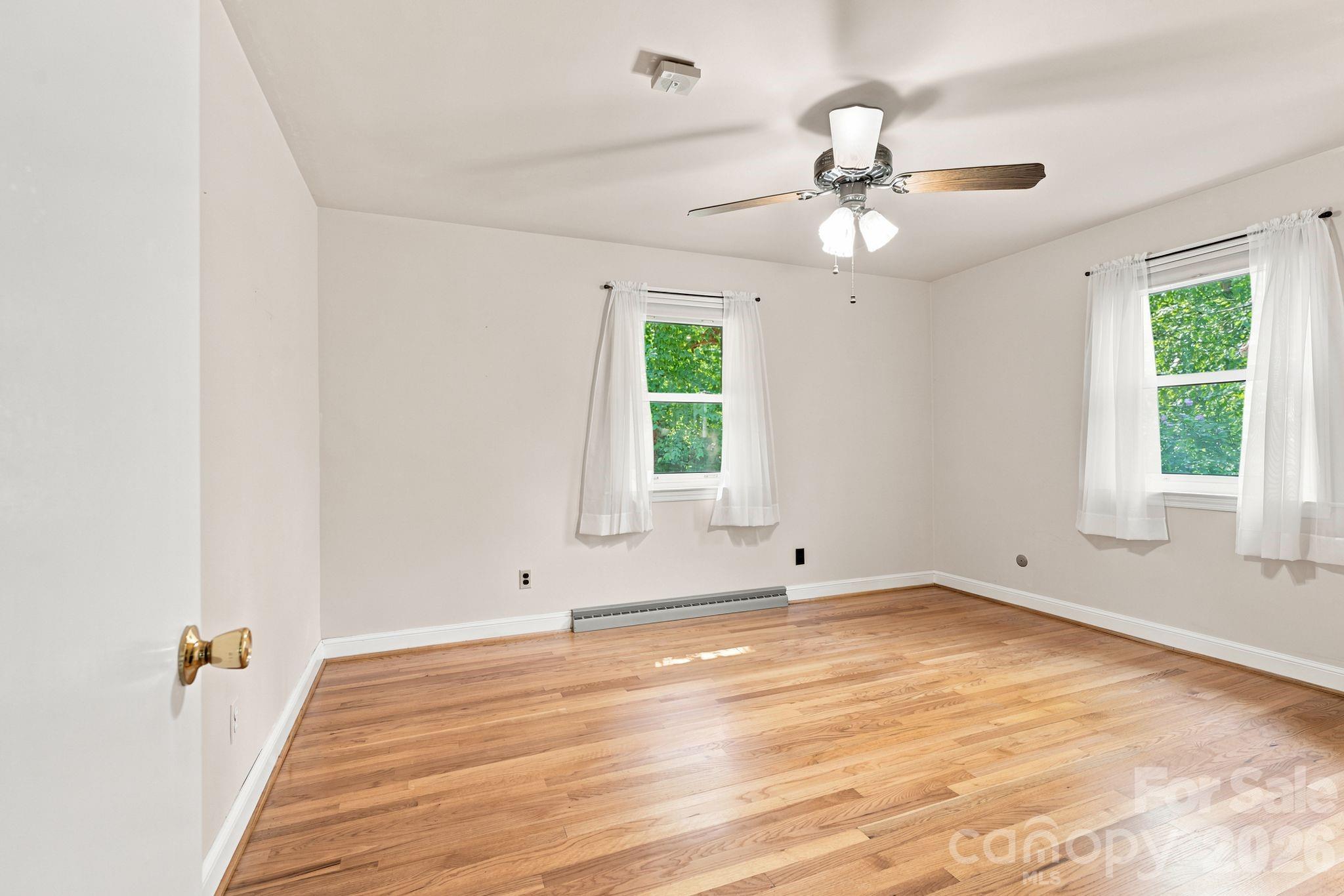 469 Sunset Drive Property Photo 22