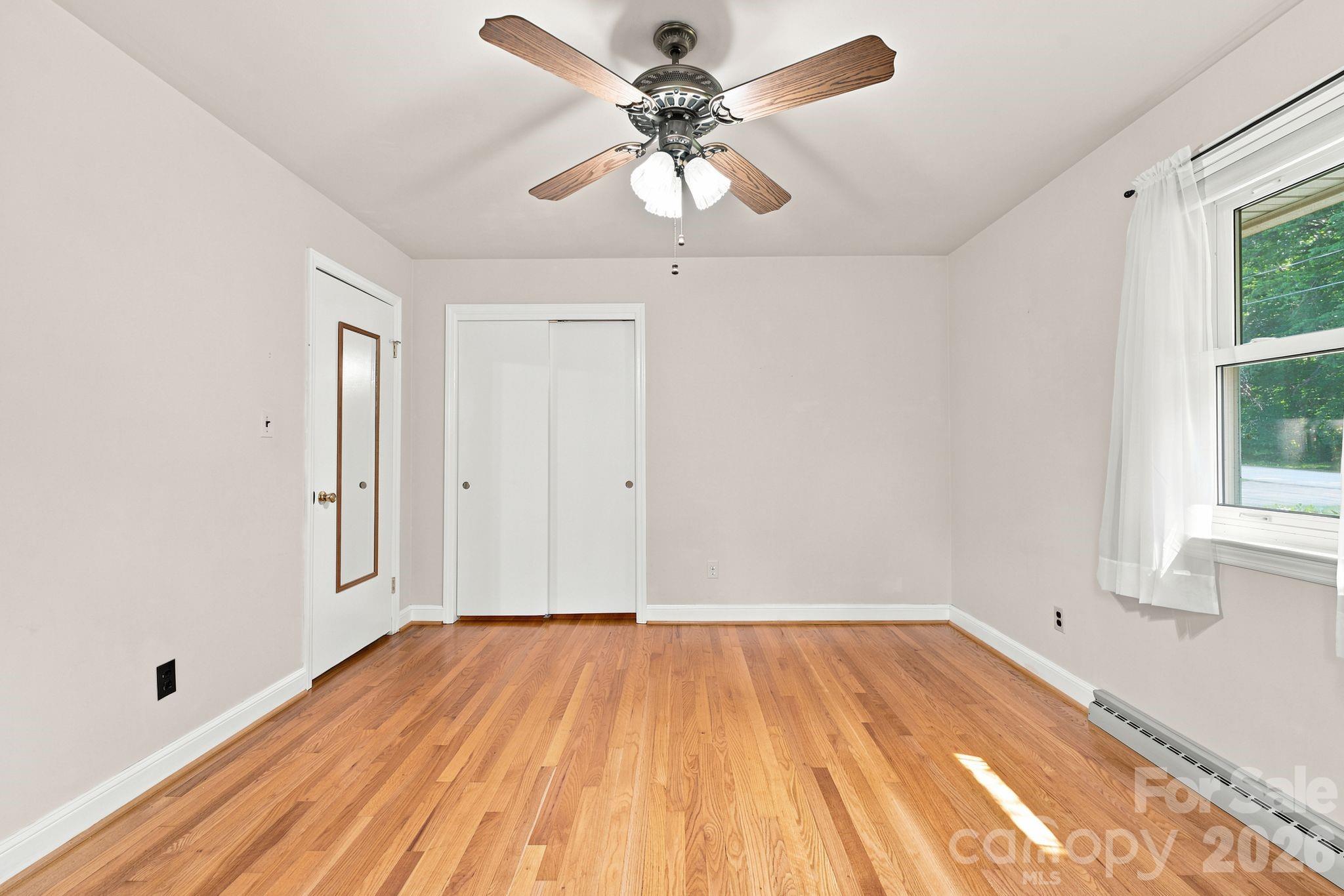 469 Sunset Drive Property Photo 23