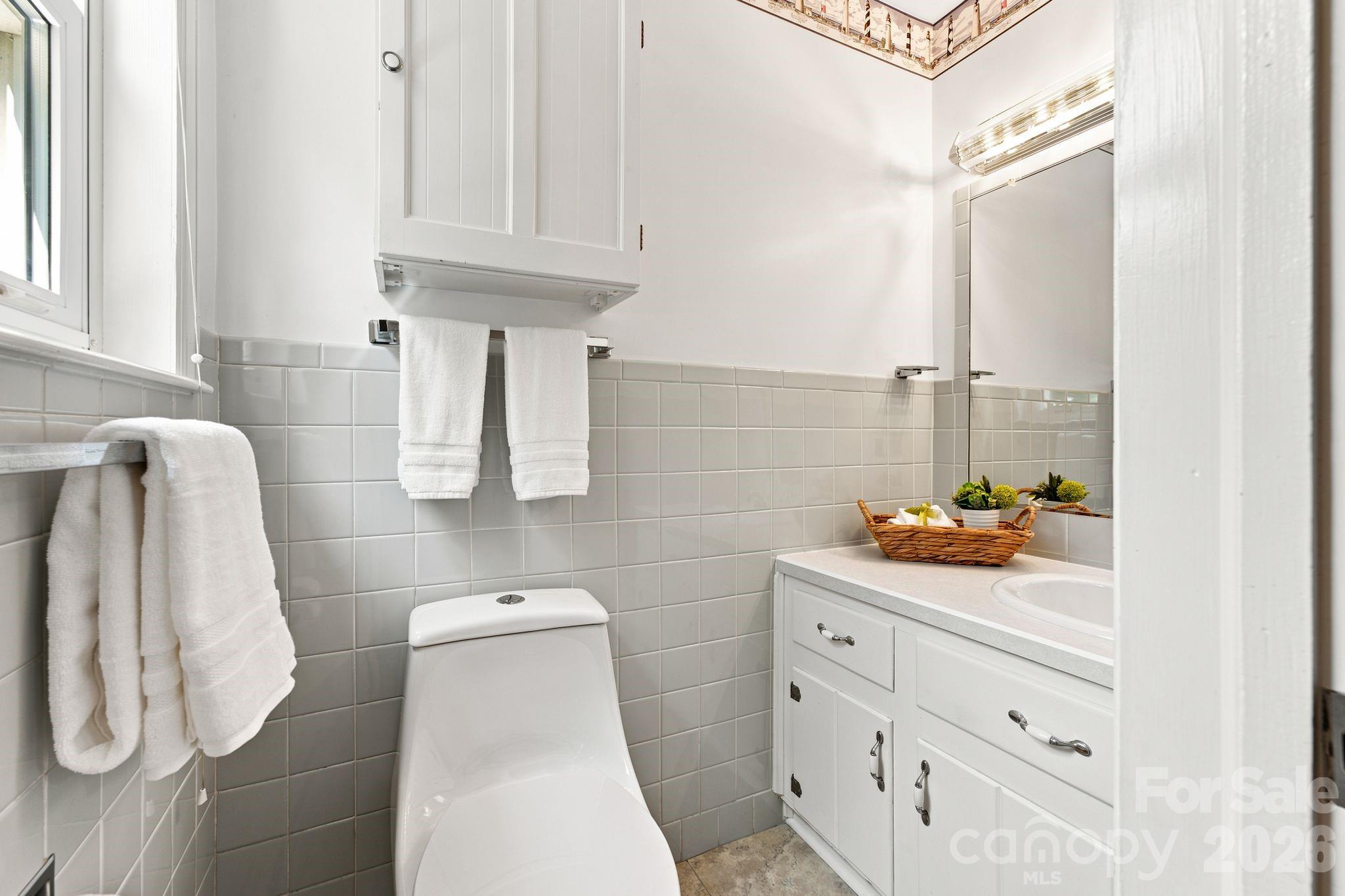 469 Sunset Drive Property Photo 29