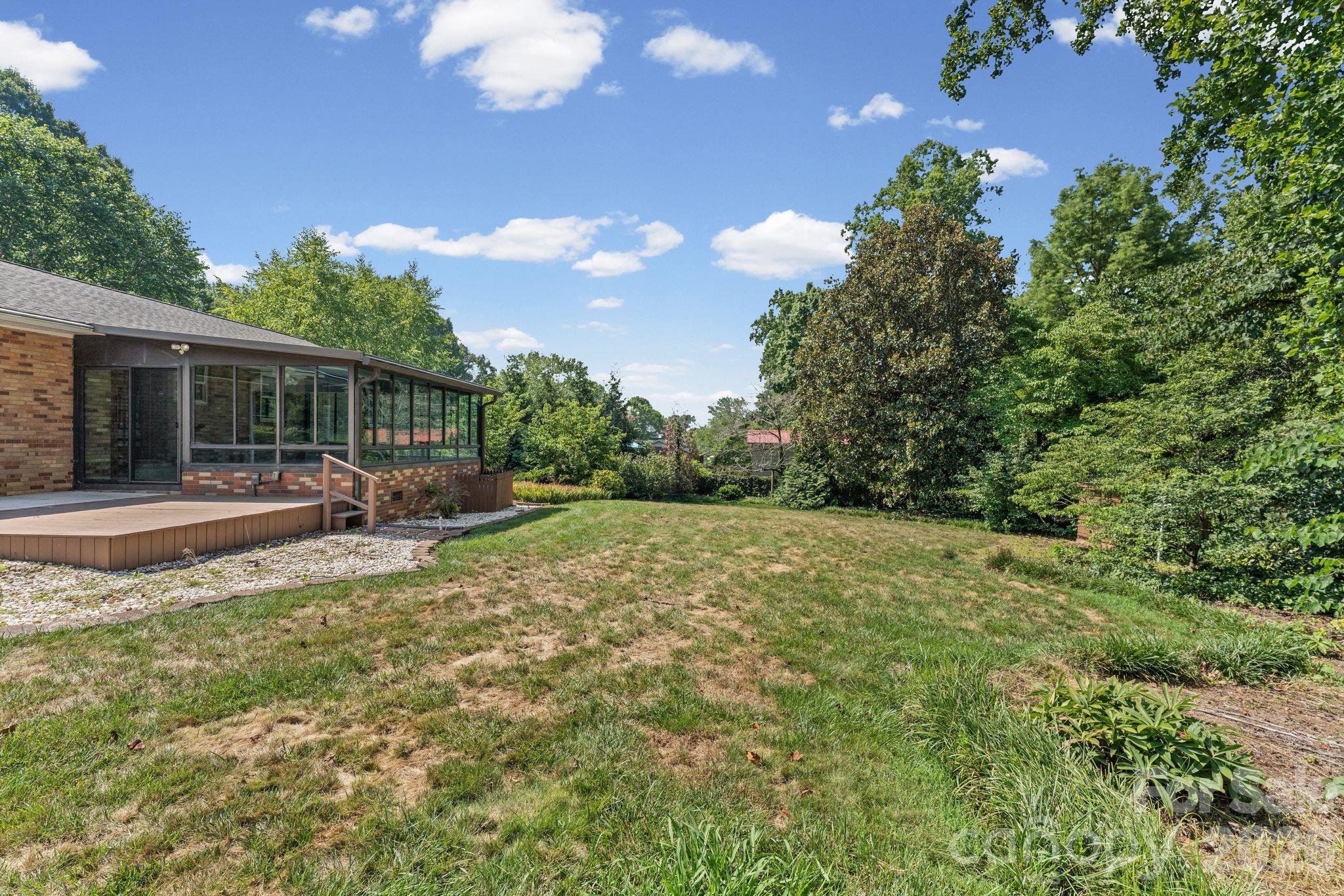 469 Sunset Drive Property Photo 44