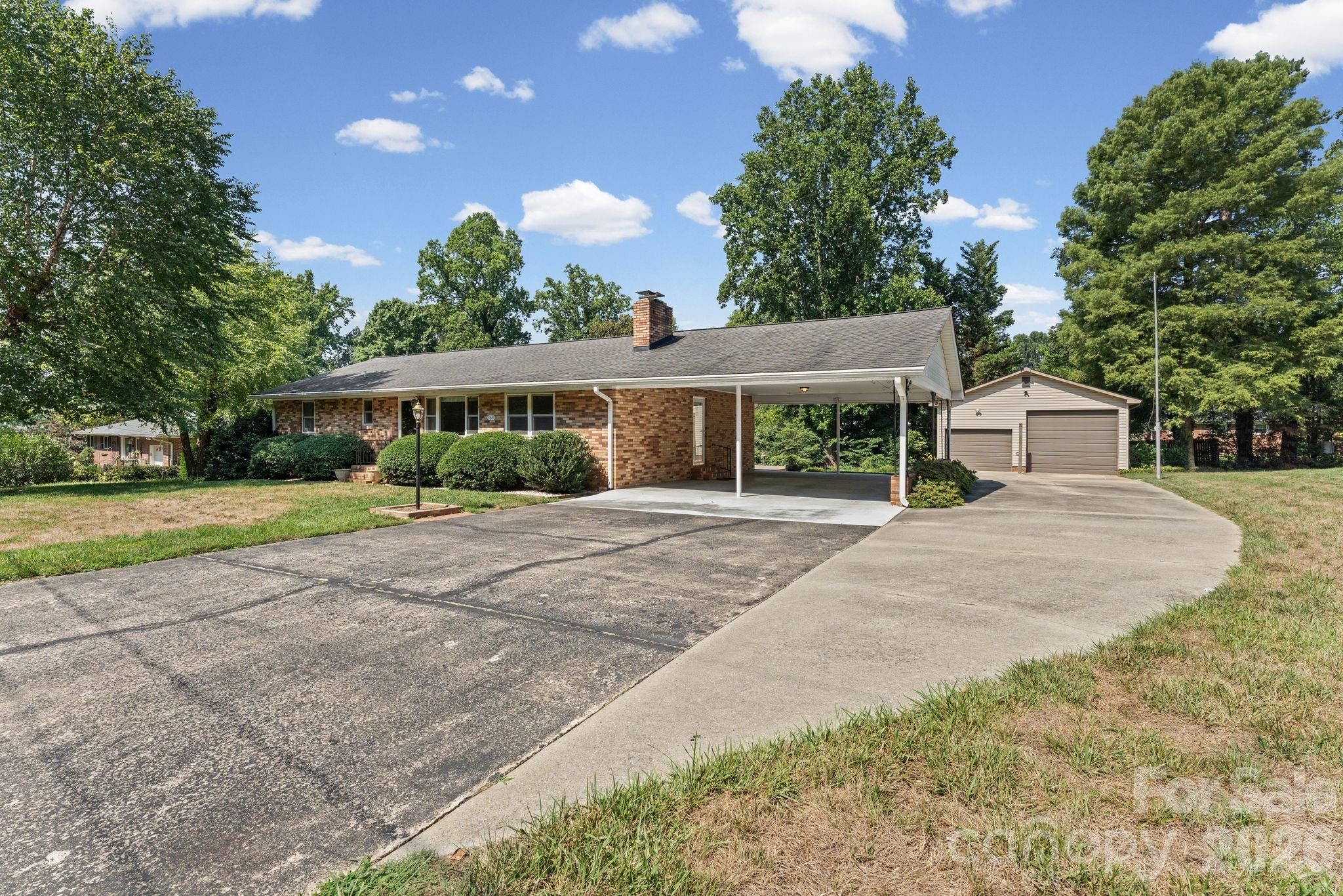 469 Sunset Drive Property Photo 47
