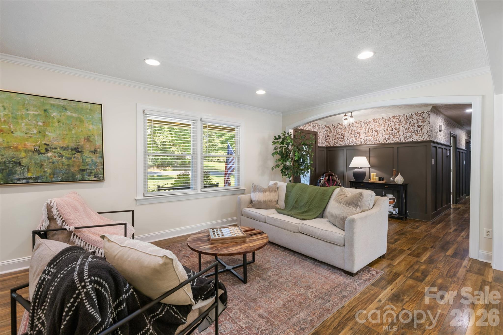 4022 Lynn Circle Property Photo 6