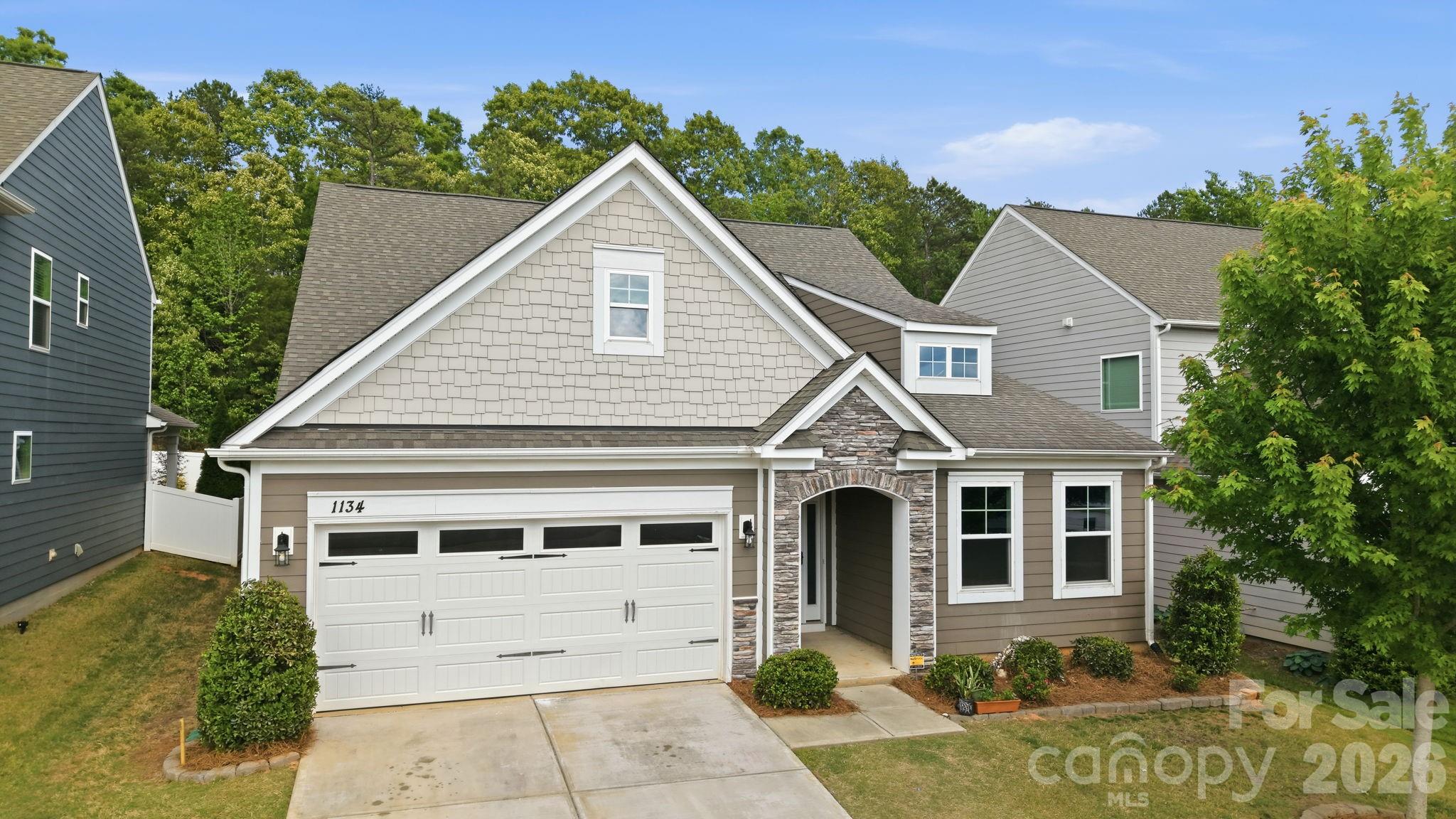 1134 Baldwin Drive Property Photo 2