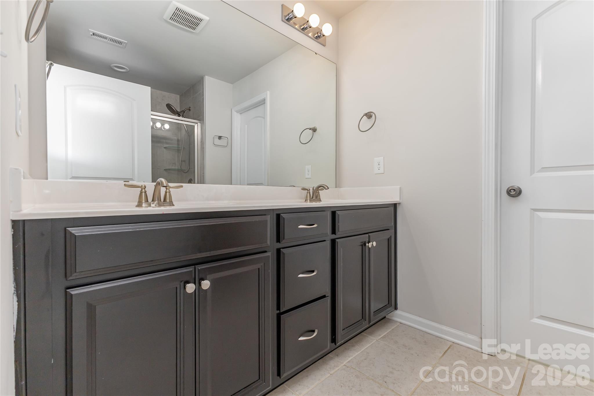 4421015 Property Photo 27