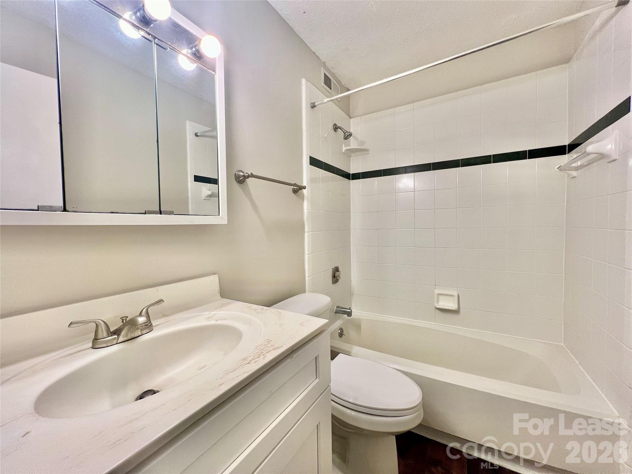 2901 Heathstead Place I Property Photo 12