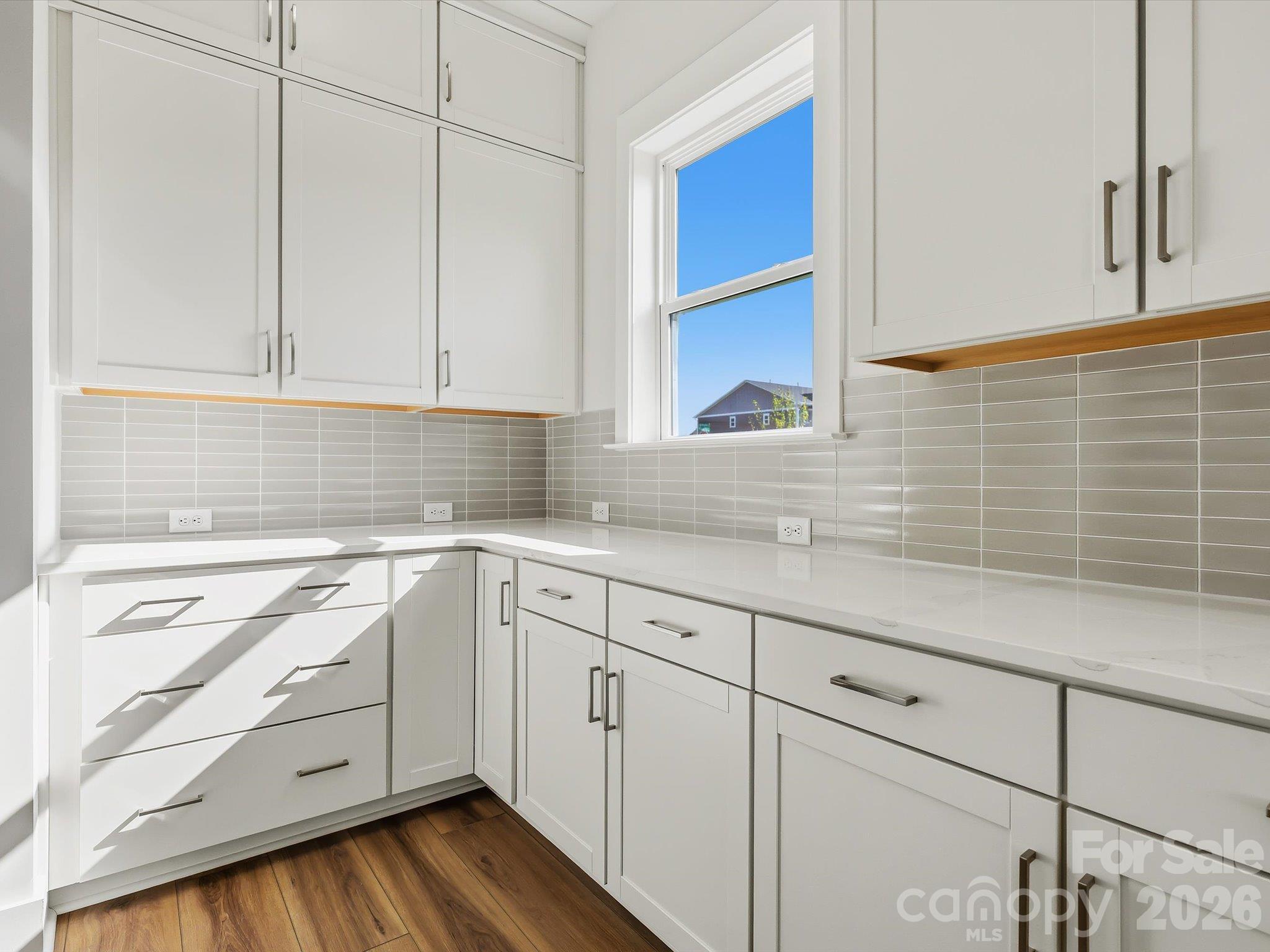 558 Cape Cod Way Property Photo 12