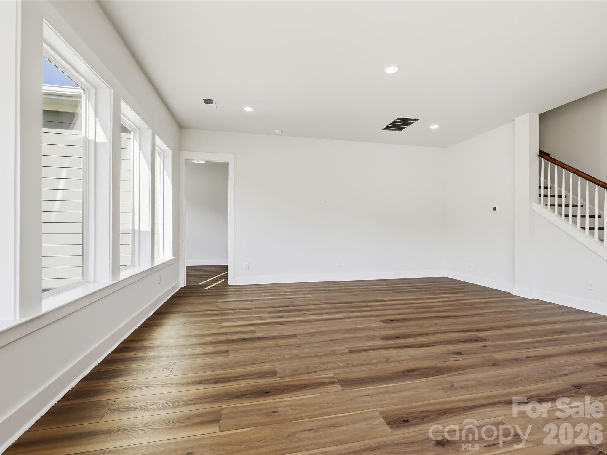 558 Cape Cod Way Property Photo 16