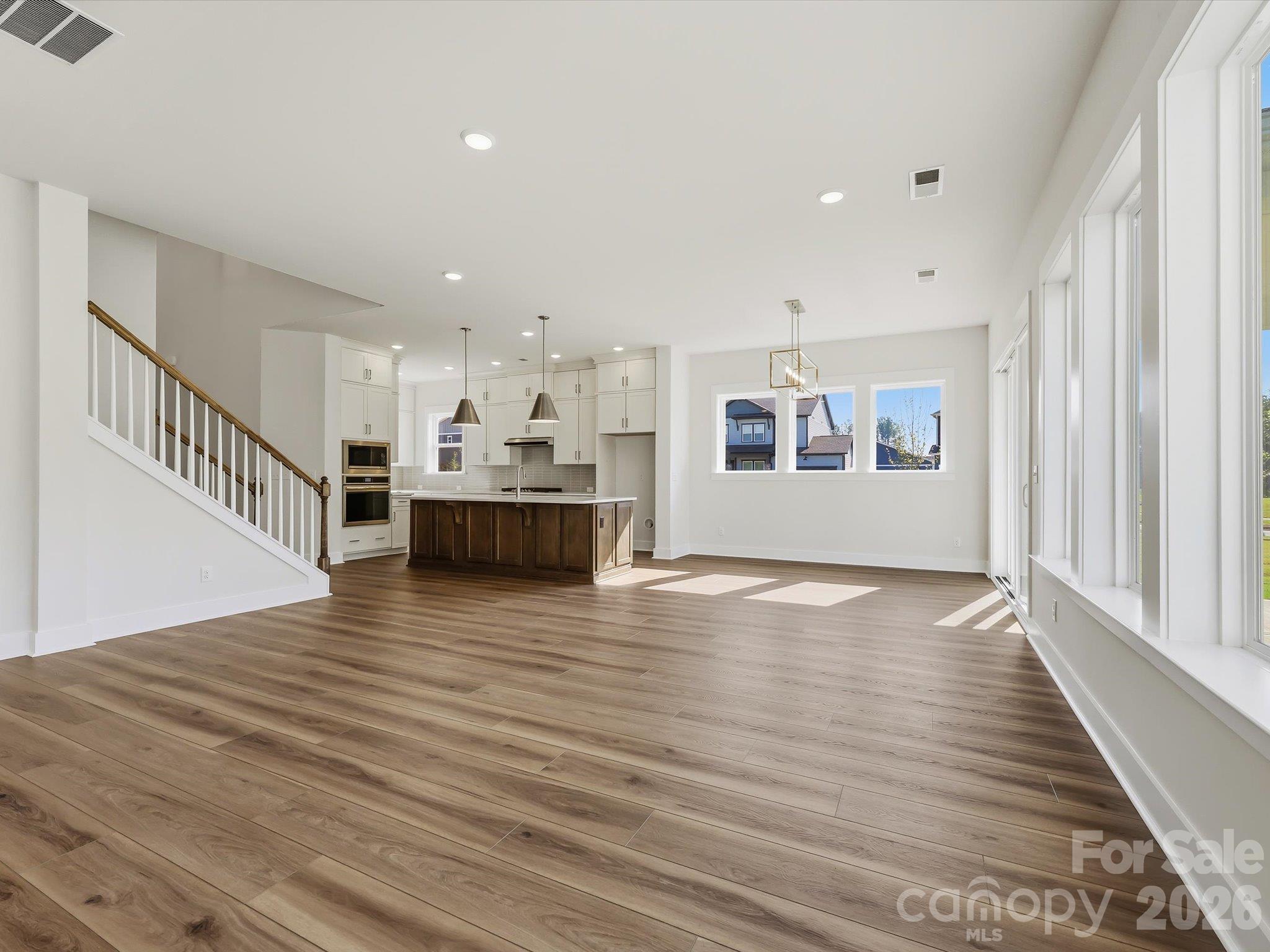 558 Cape Cod Way Property Photo 19