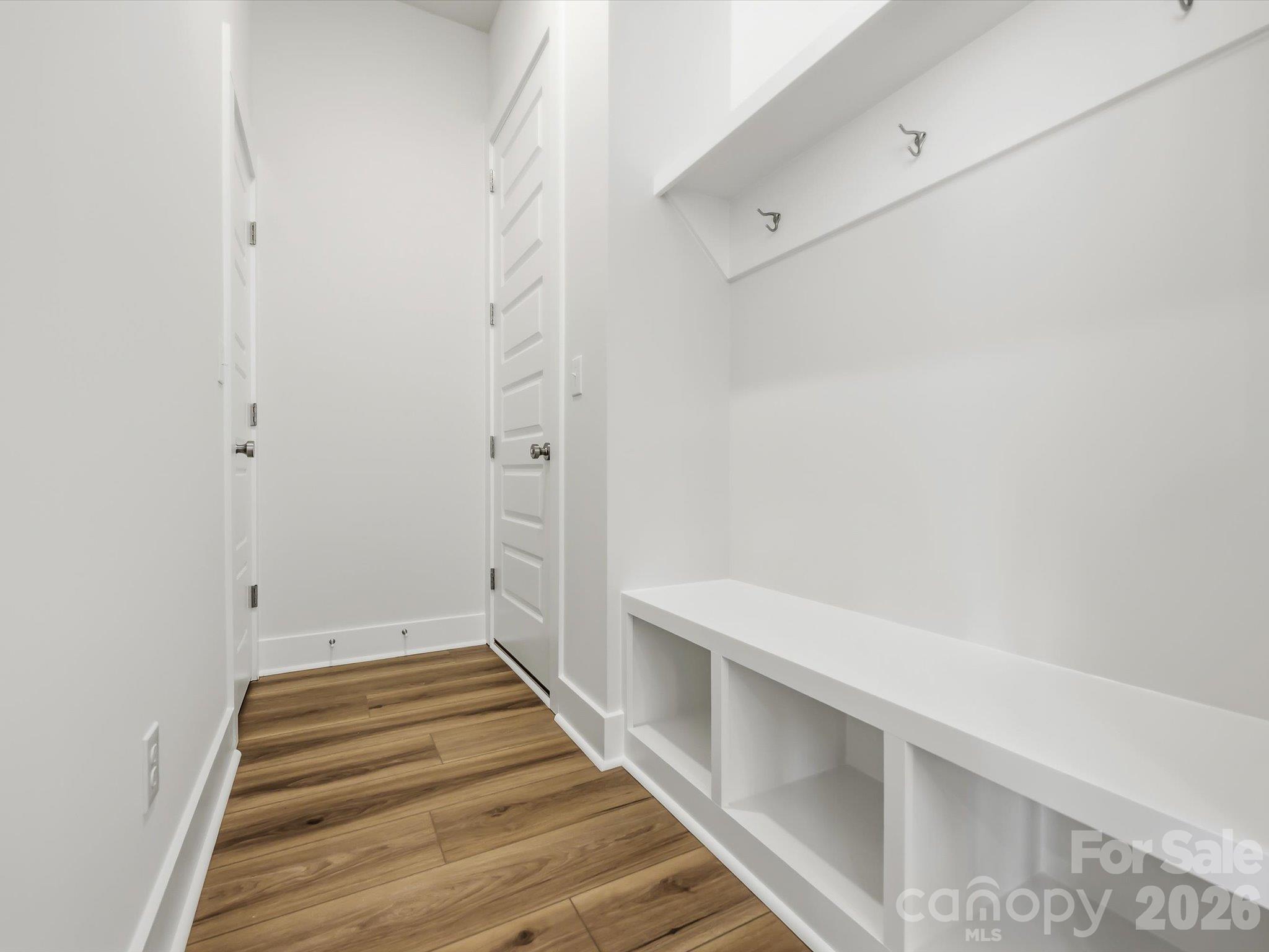558 Cape Cod Way Property Photo 21