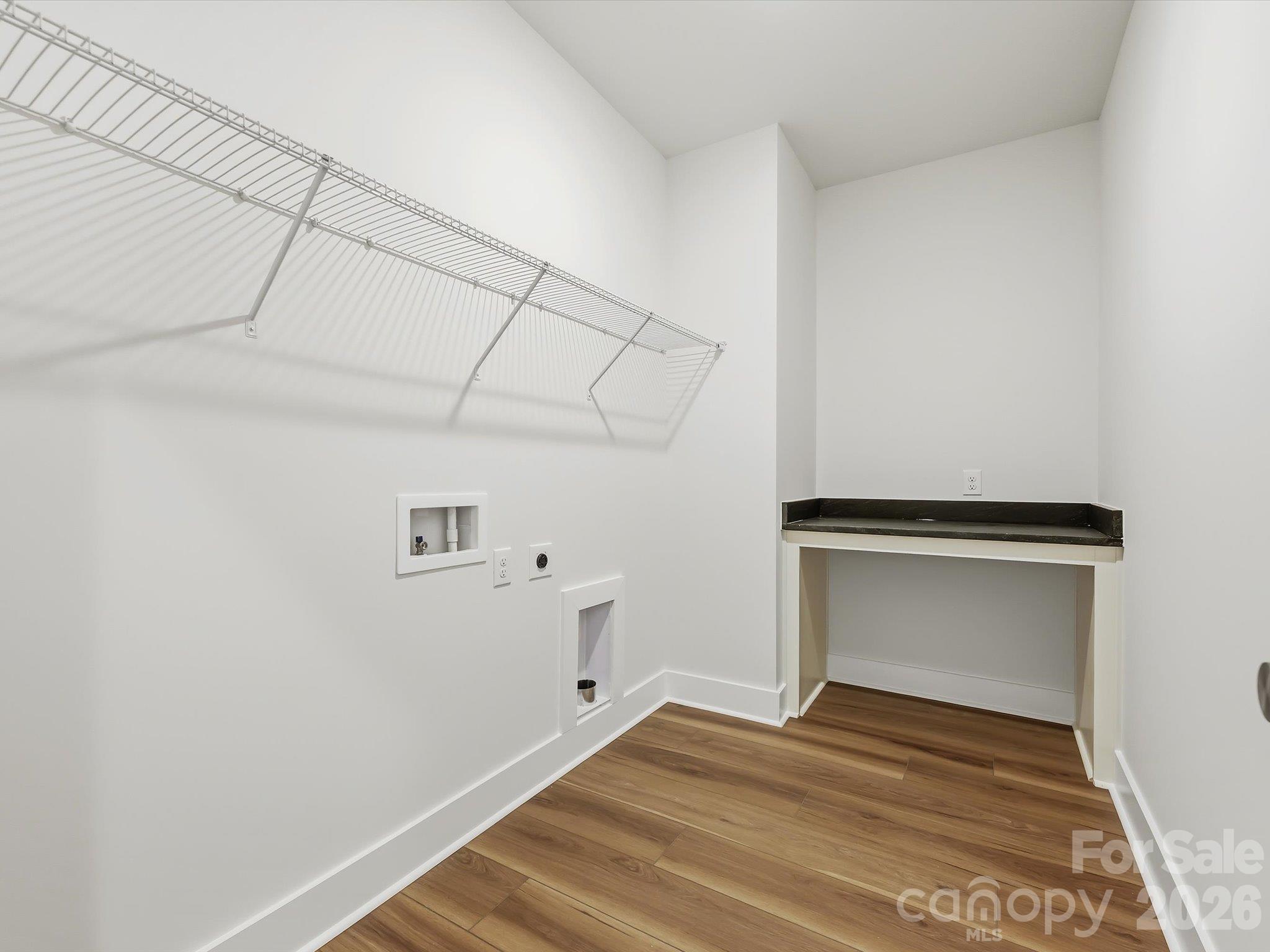 558 Cape Cod Way Property Photo 22
