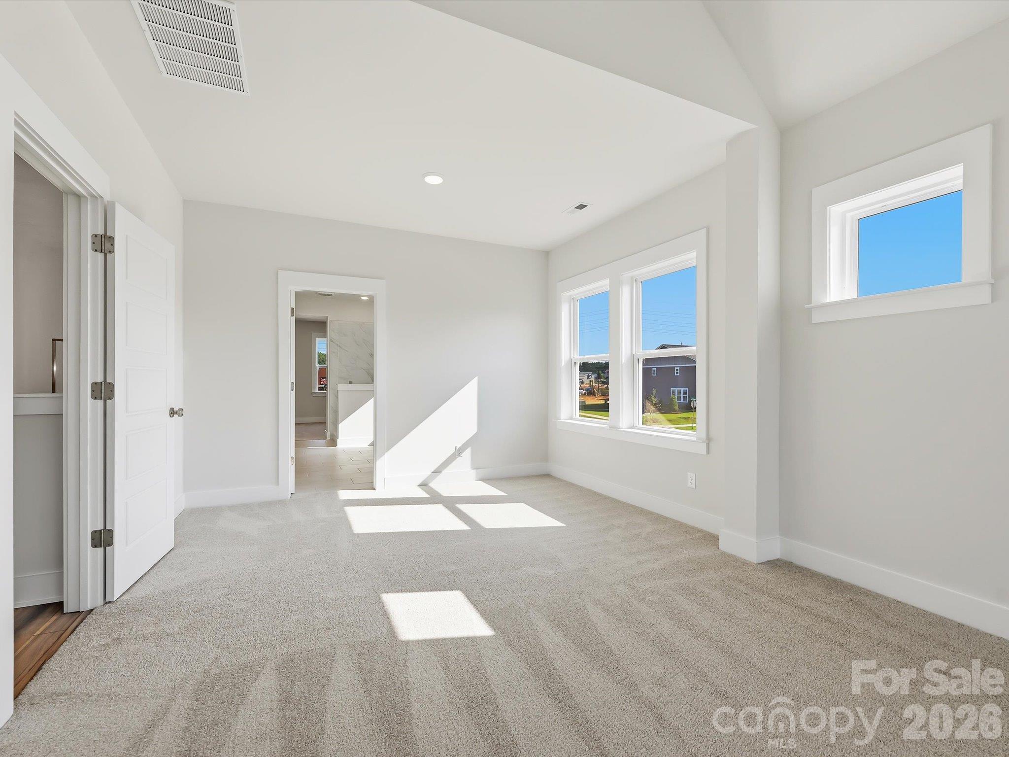558 Cape Cod Way Property Photo 33
