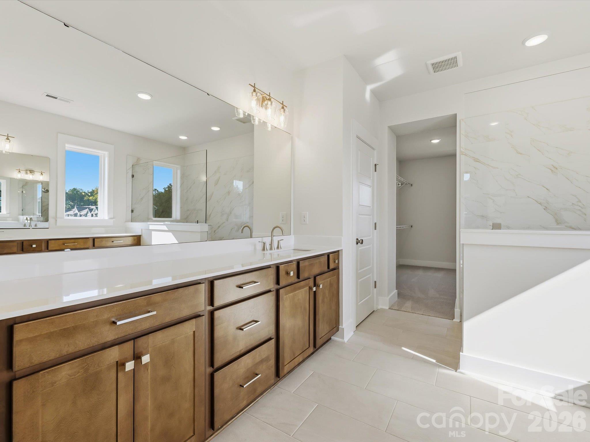 558 Cape Cod Way Property Photo 36