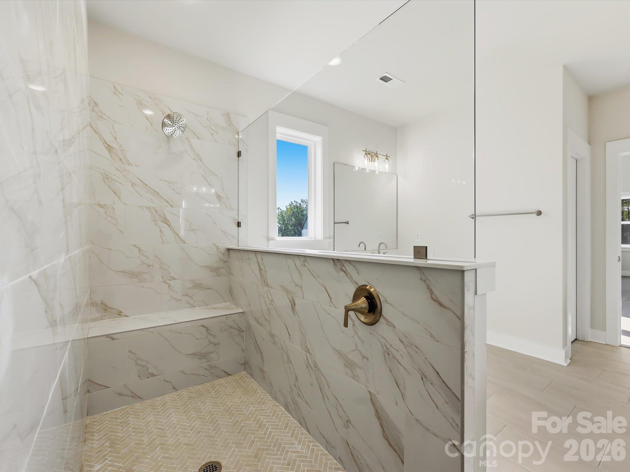 558 Cape Cod Way Property Photo 38