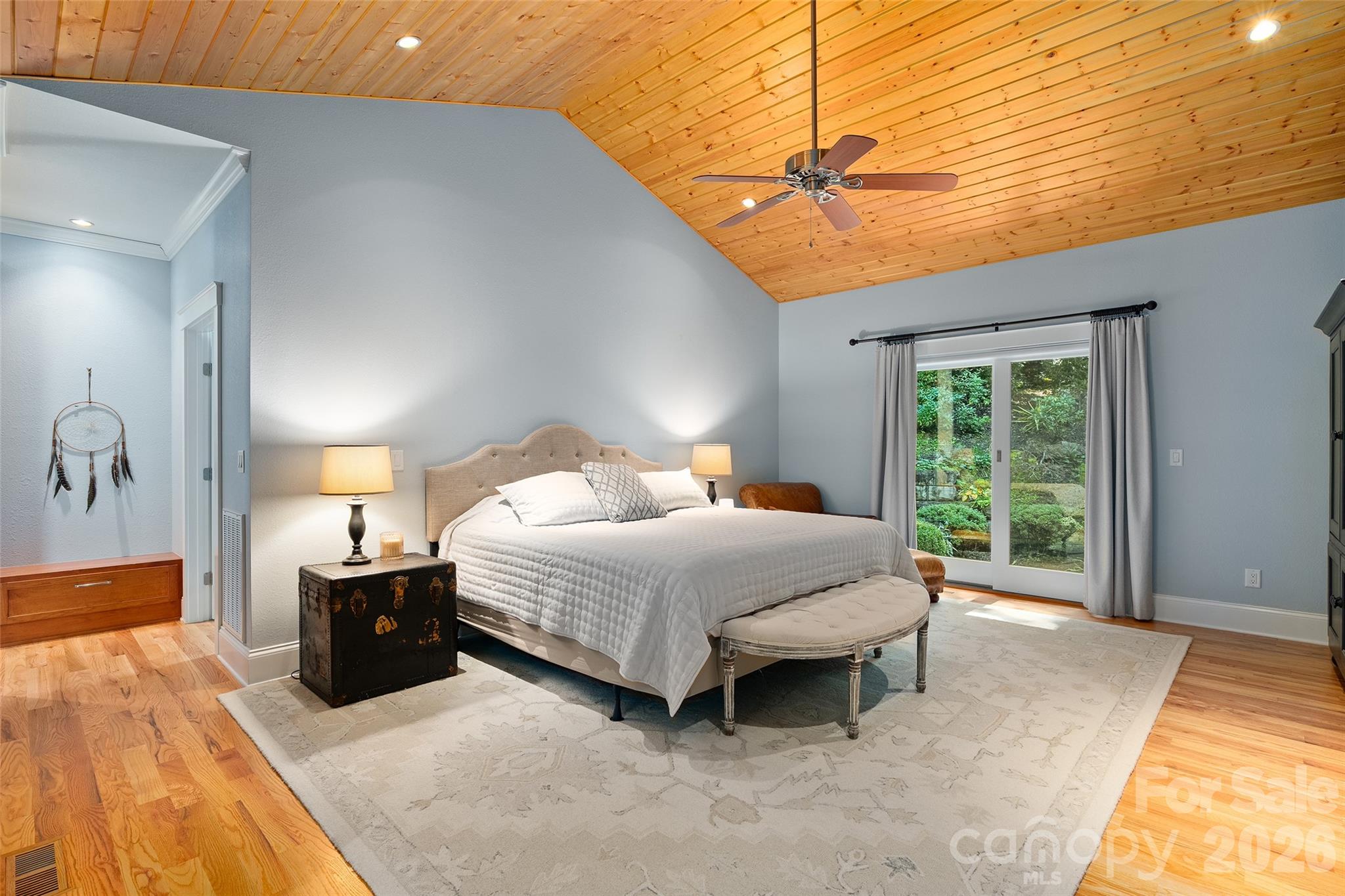 330 Sanctuary Drive Property Photo 14