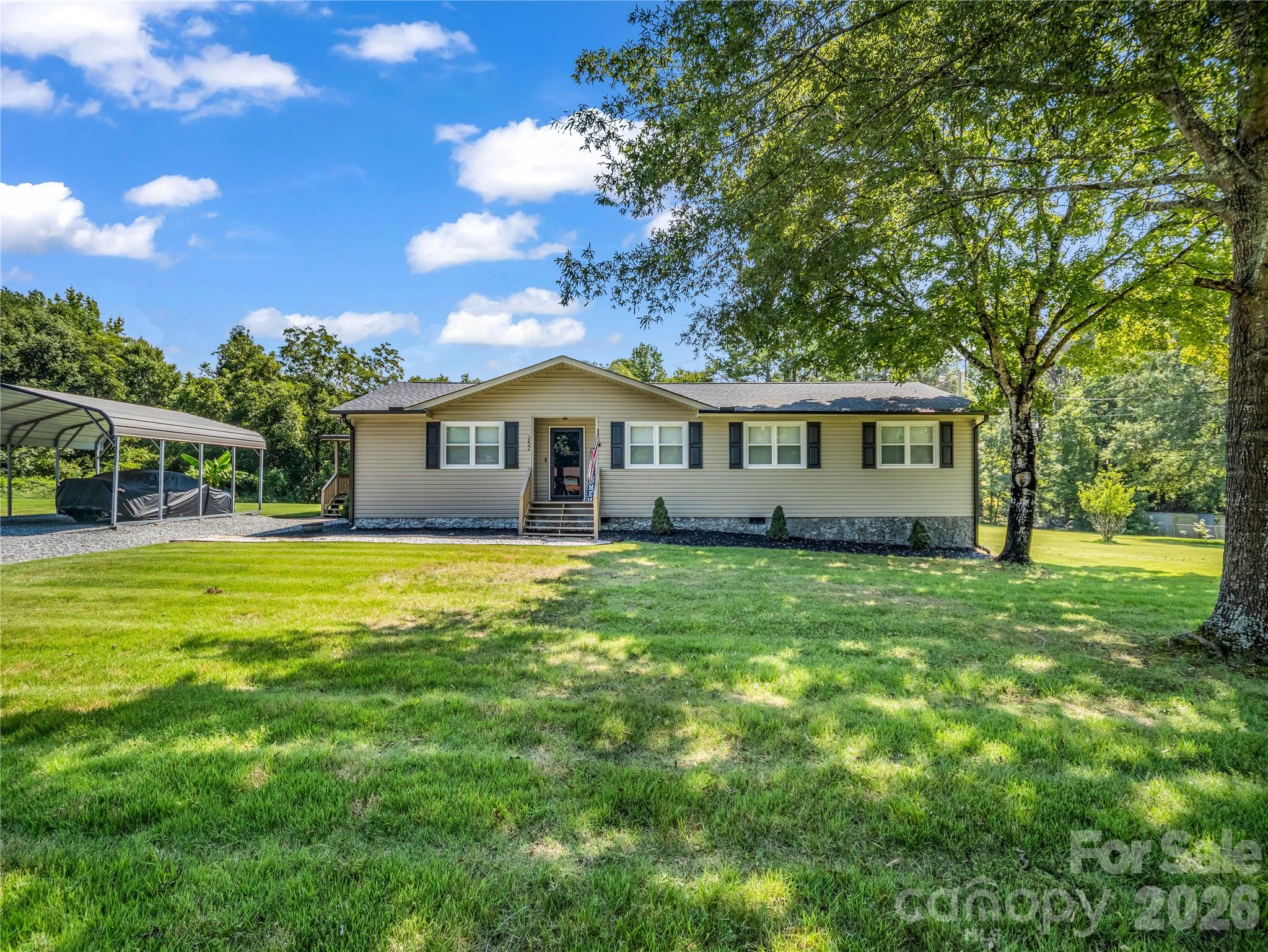 252 Old Sunshine Road Property Photo 1