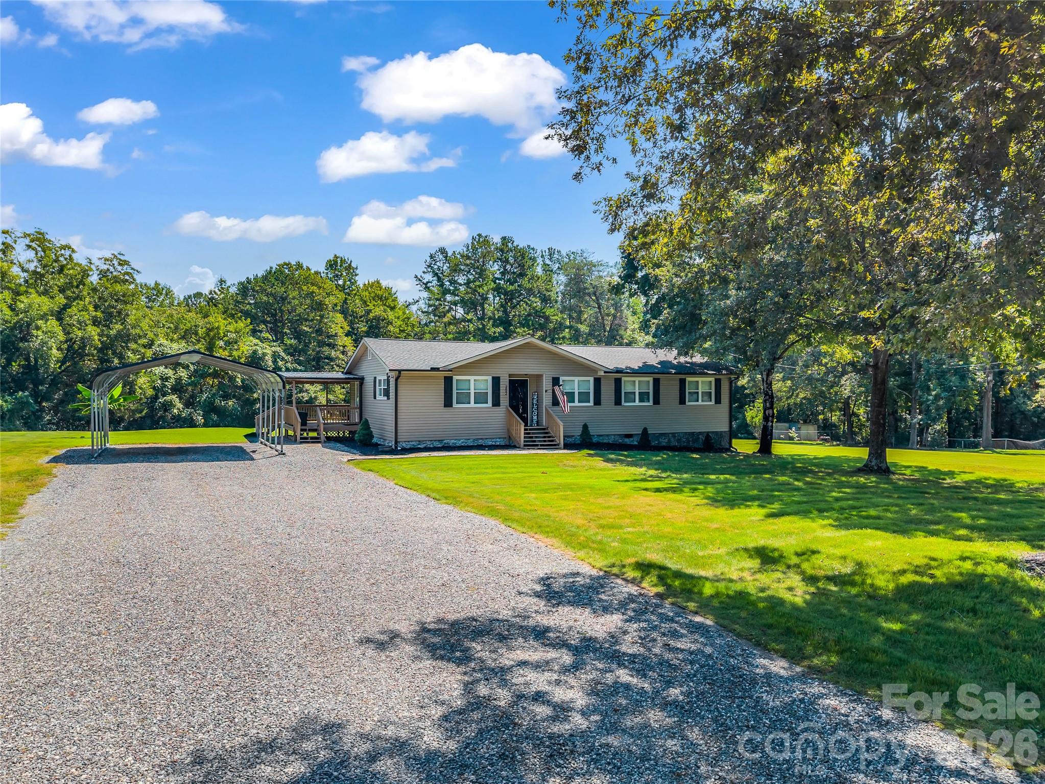252 Old Sunshine Road Property Photo 3