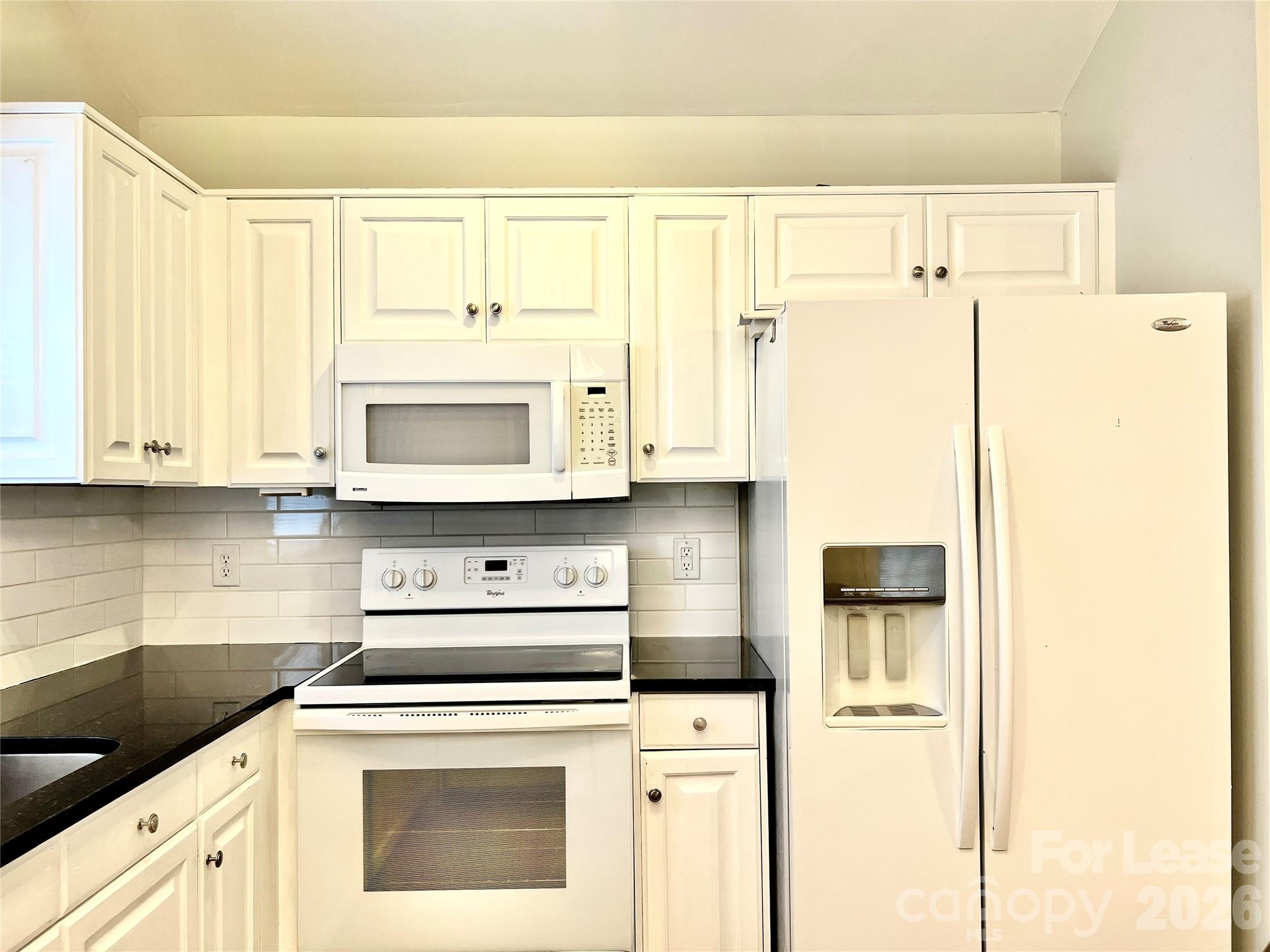 4409 Stonefield Drive Property Photo 6