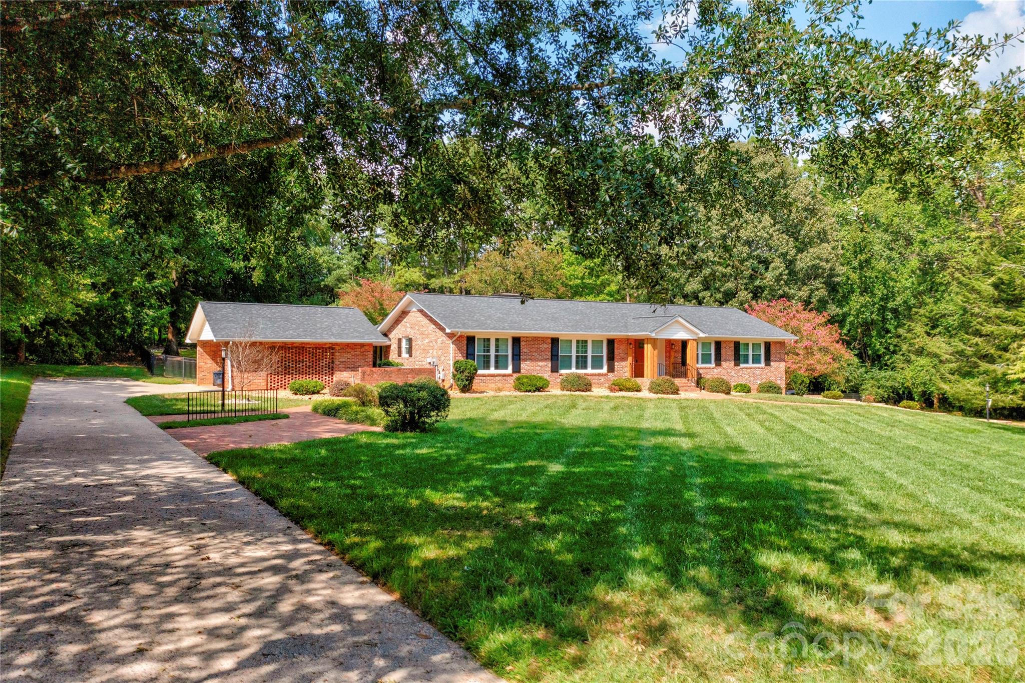1235 Brookwood Road Property Photo