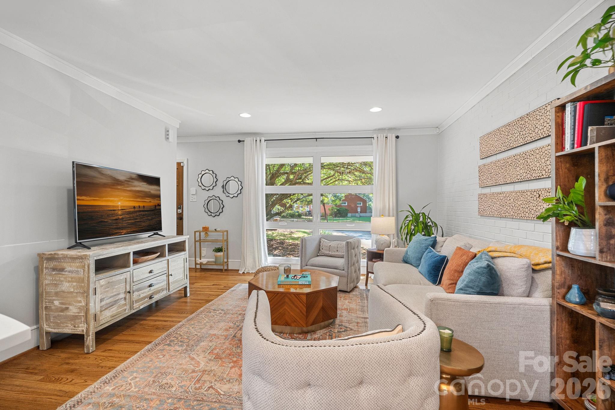 4703 Woodlark Lane Property Photo 4