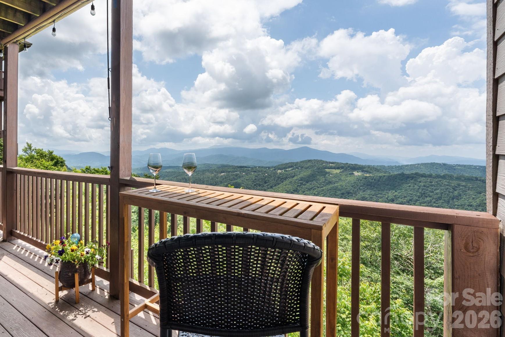 132 Rocky Top None Property Photo 3