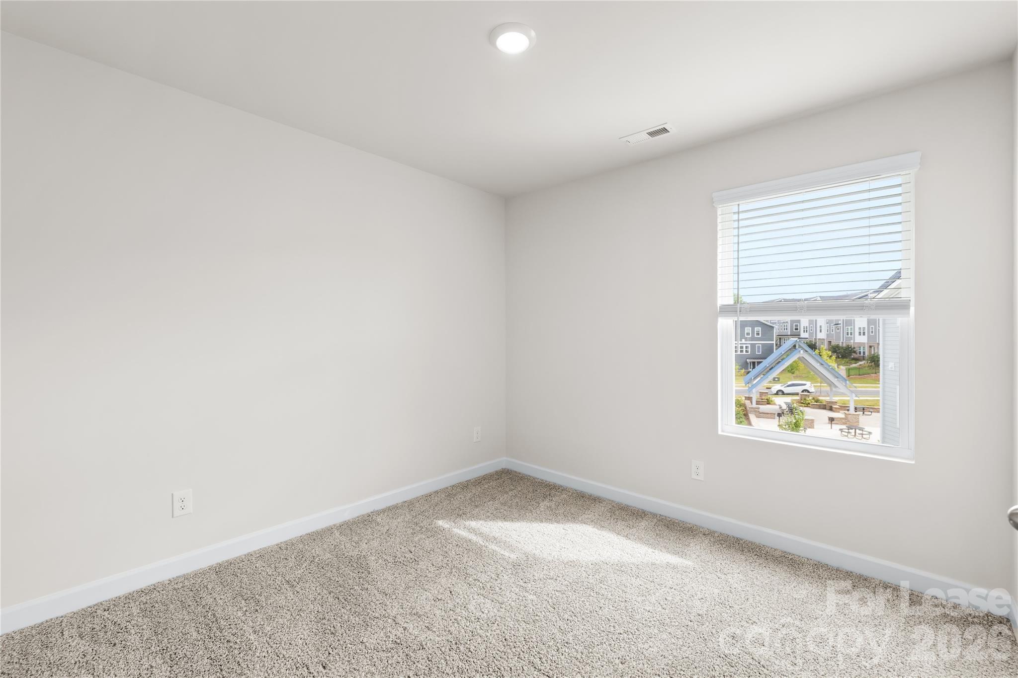 4421064 Property Photo 25