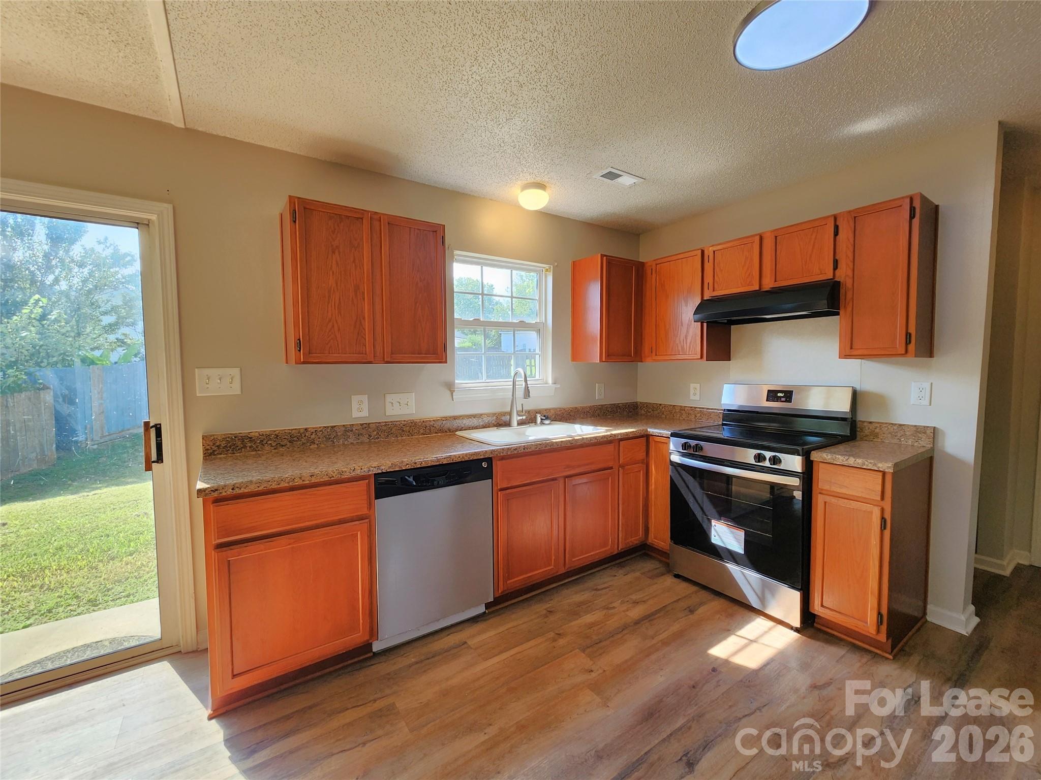 3046 Talledaga Lane Property Photo 5