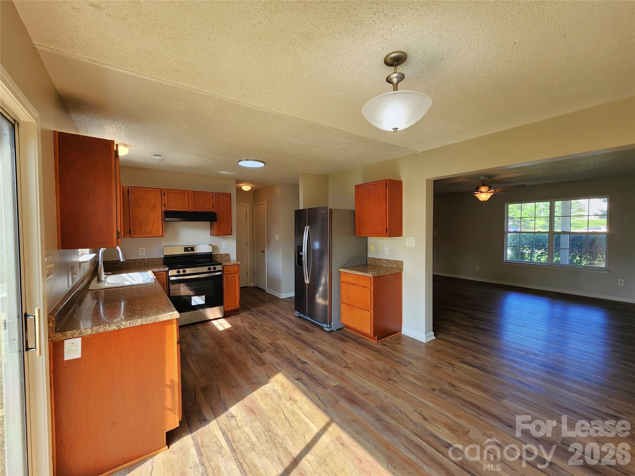 3046 Talledaga Lane Property Photo 6
