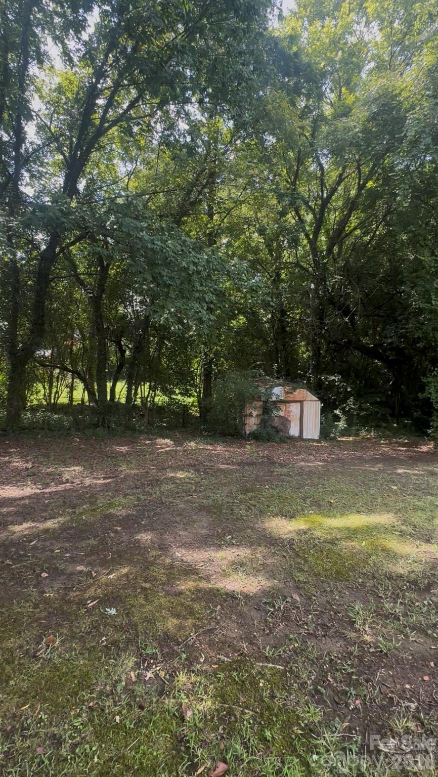 543 Bowman Road Property Photo 5