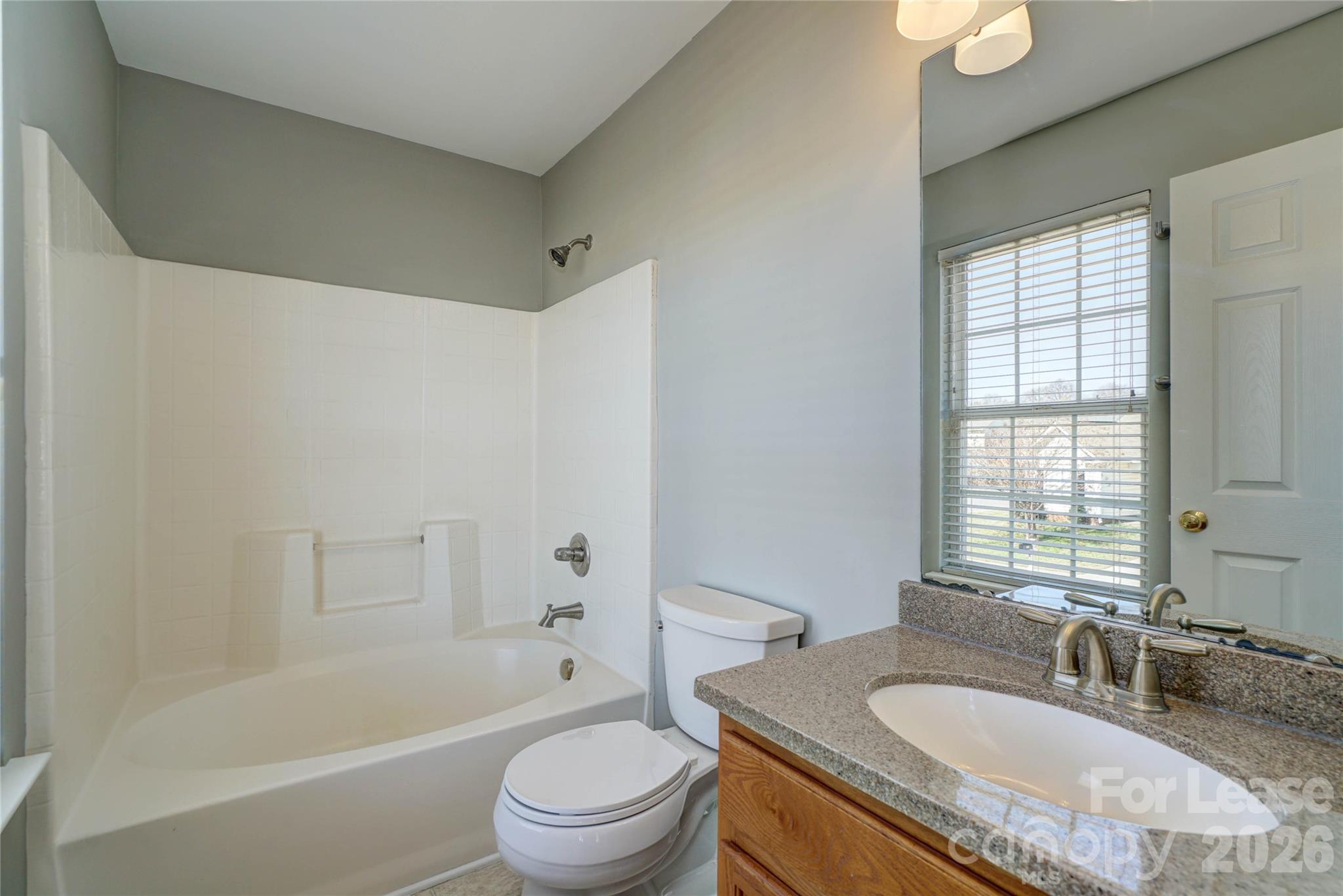 2034 Wexford Way Property Photo 15