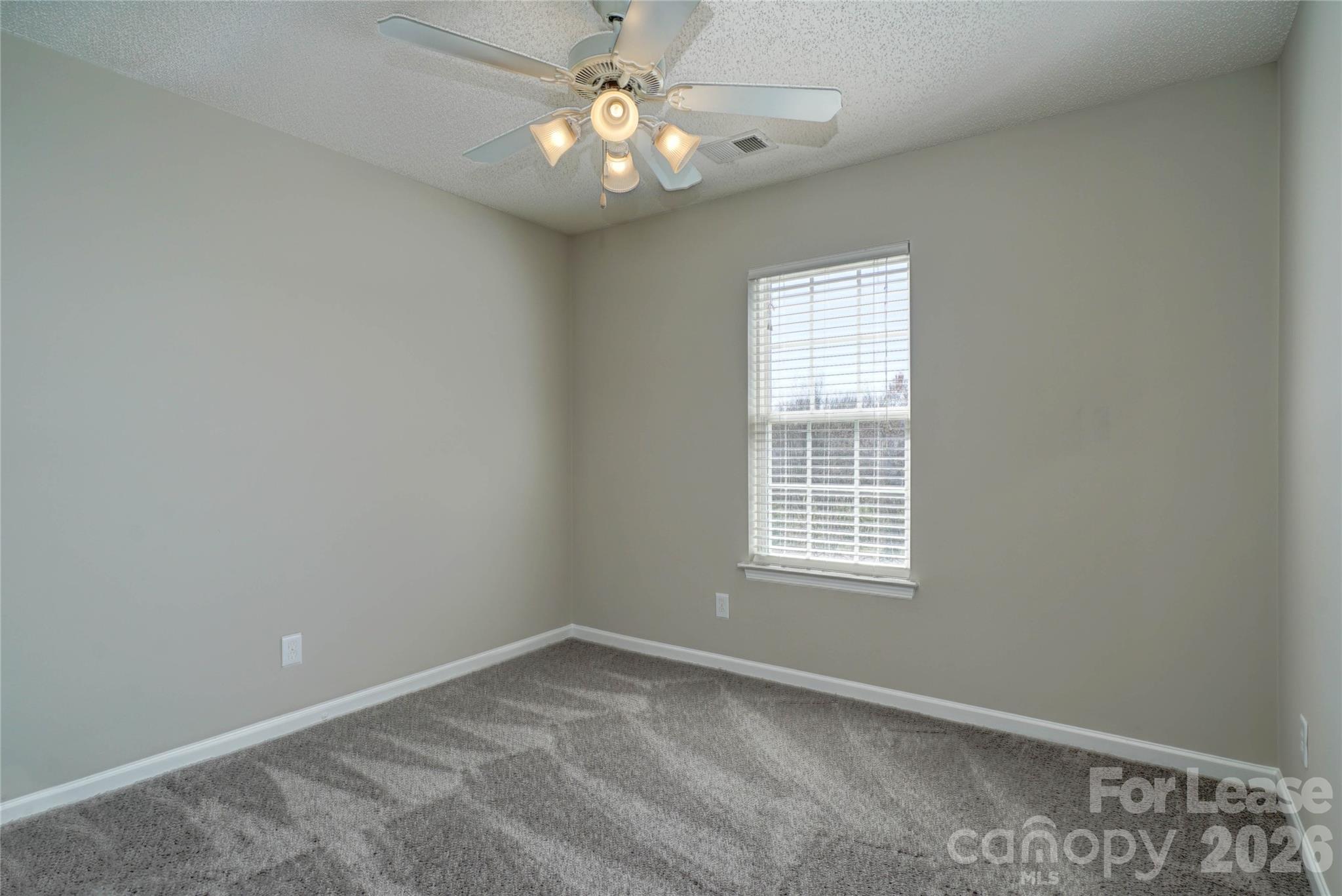 2034 Wexford Way Property Photo 18