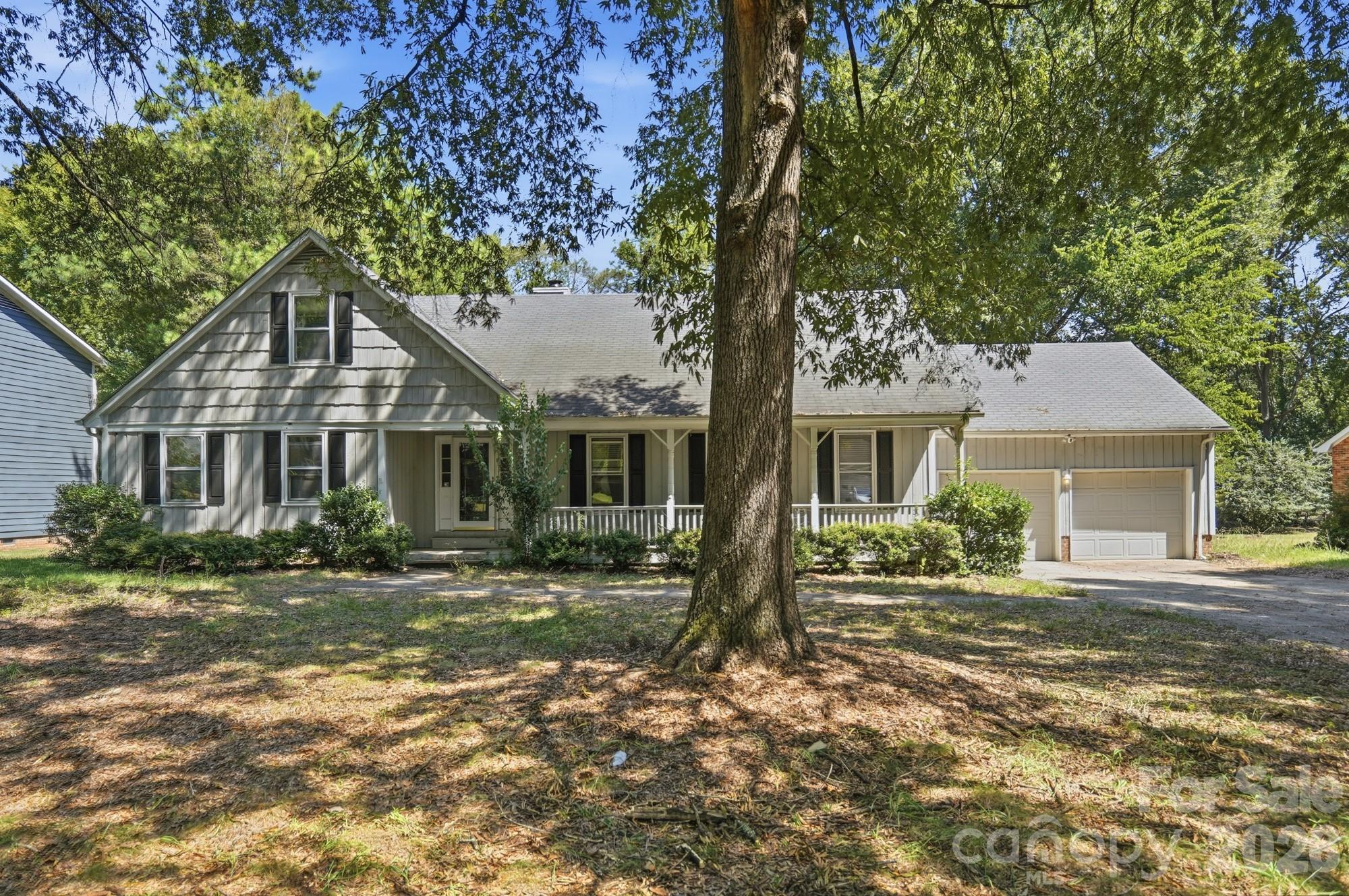3321 Chilham Place