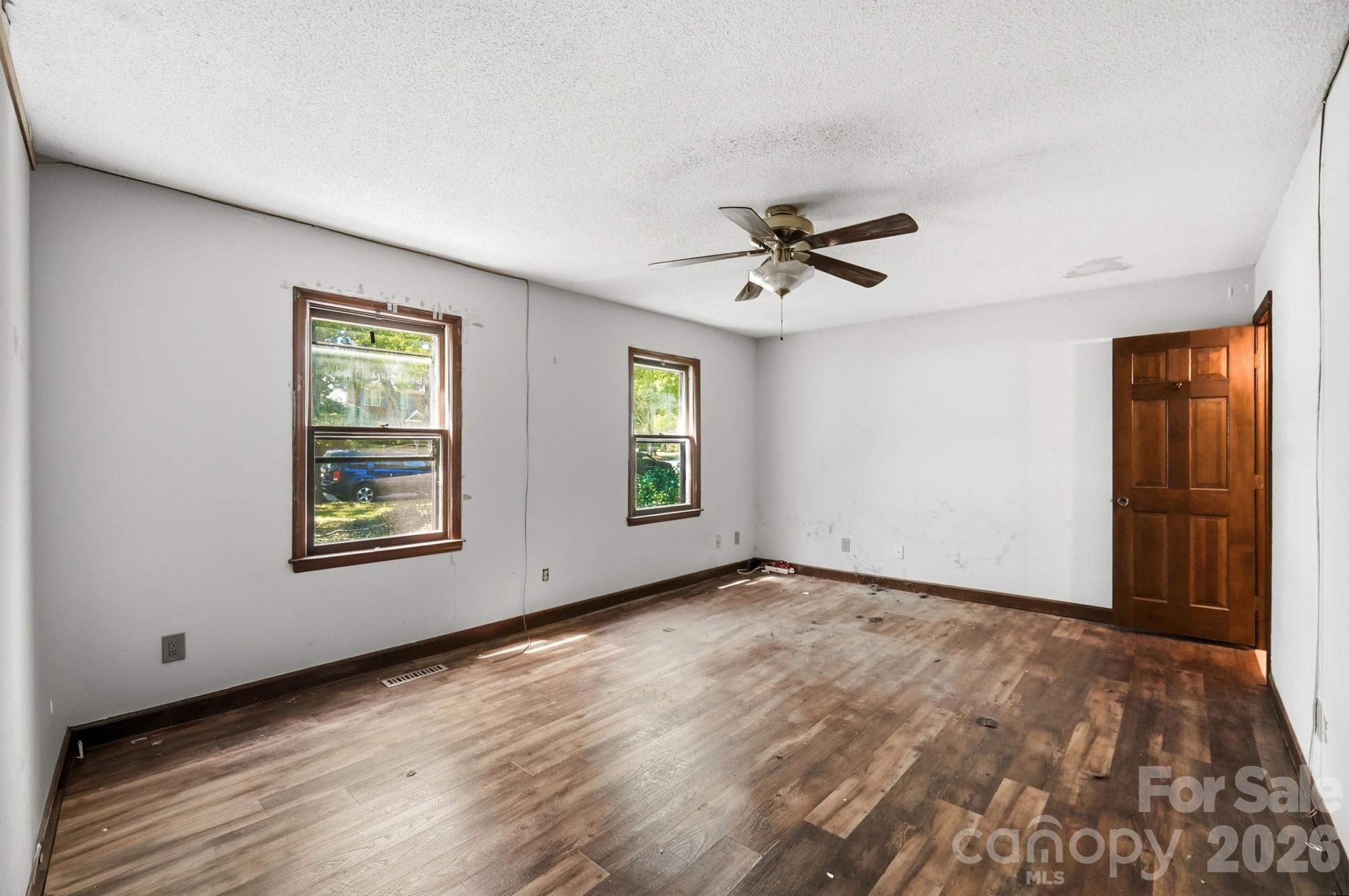 3321 Chilham Place Property Photo 17