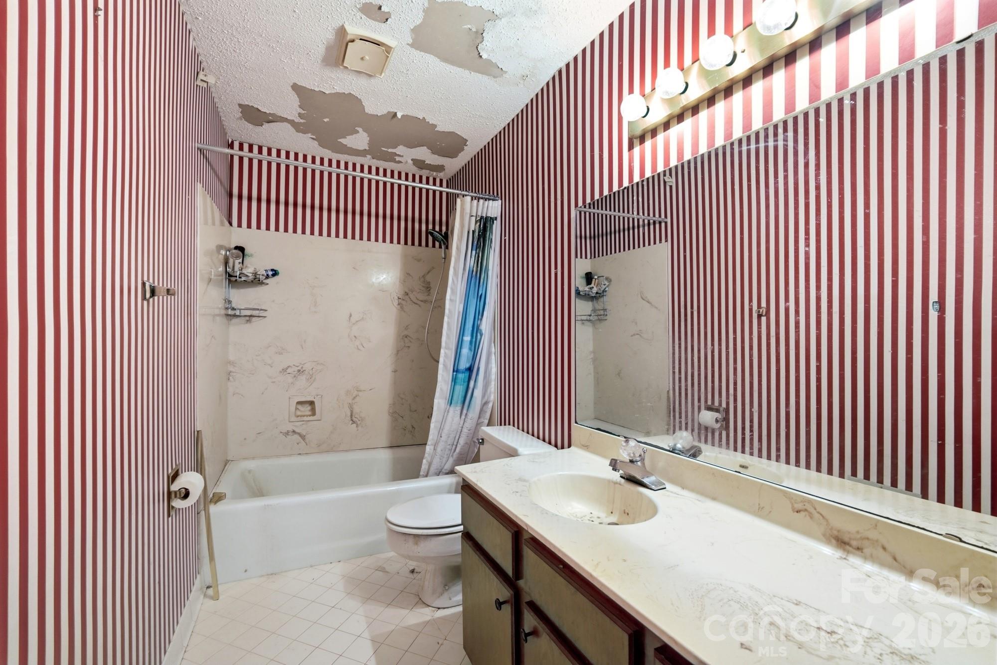 3321 Chilham Place Property Photo 20