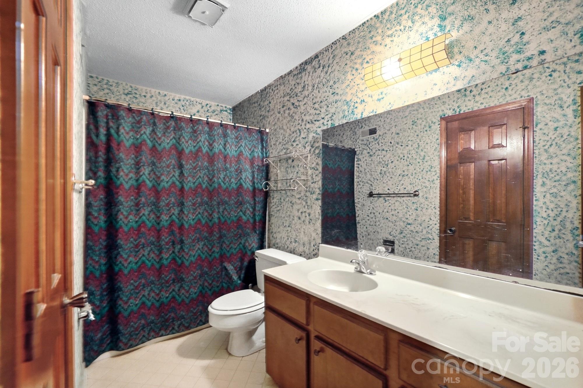 3321 Chilham Place Property Photo 23