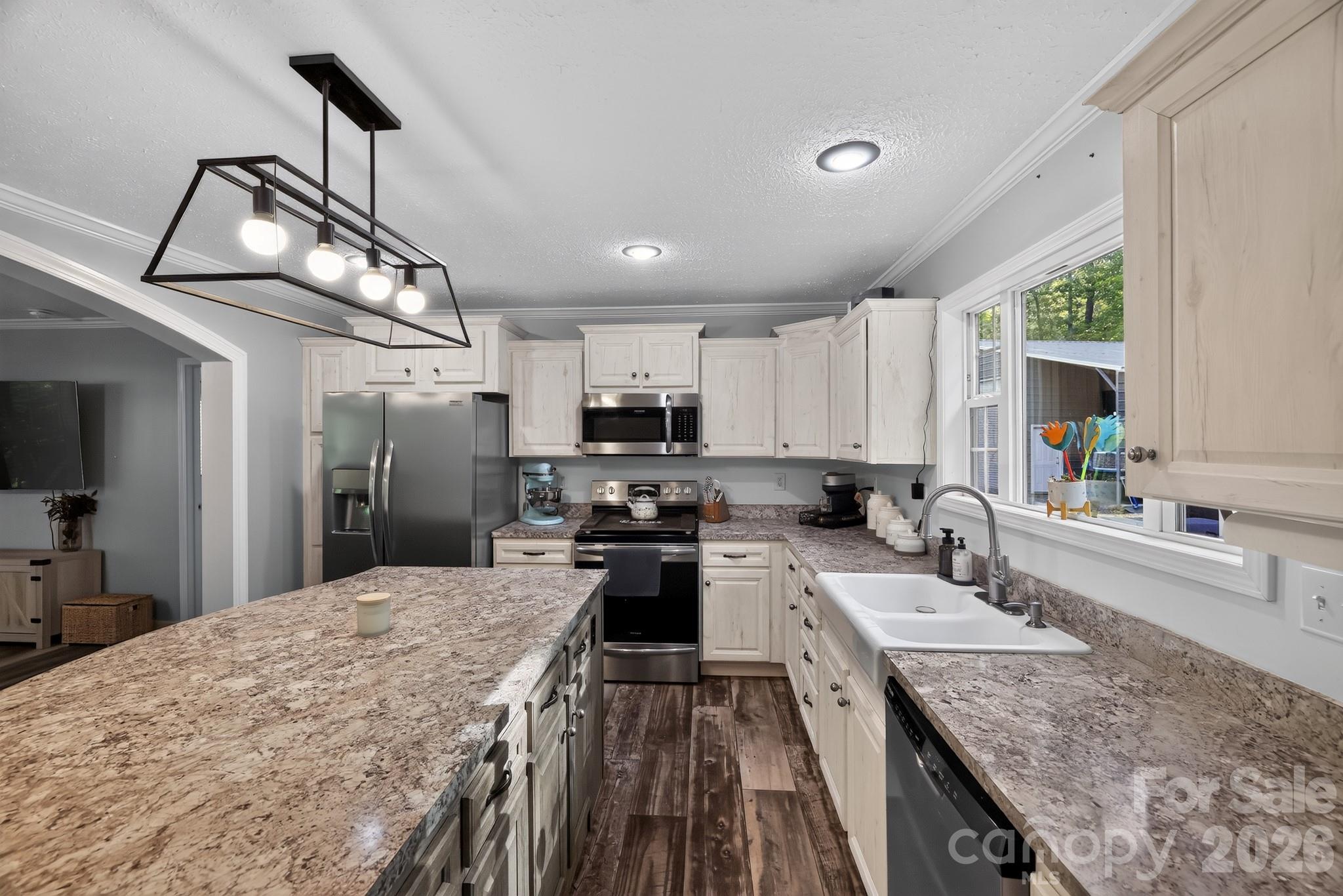 140 Fernwood Court Property Photo 14