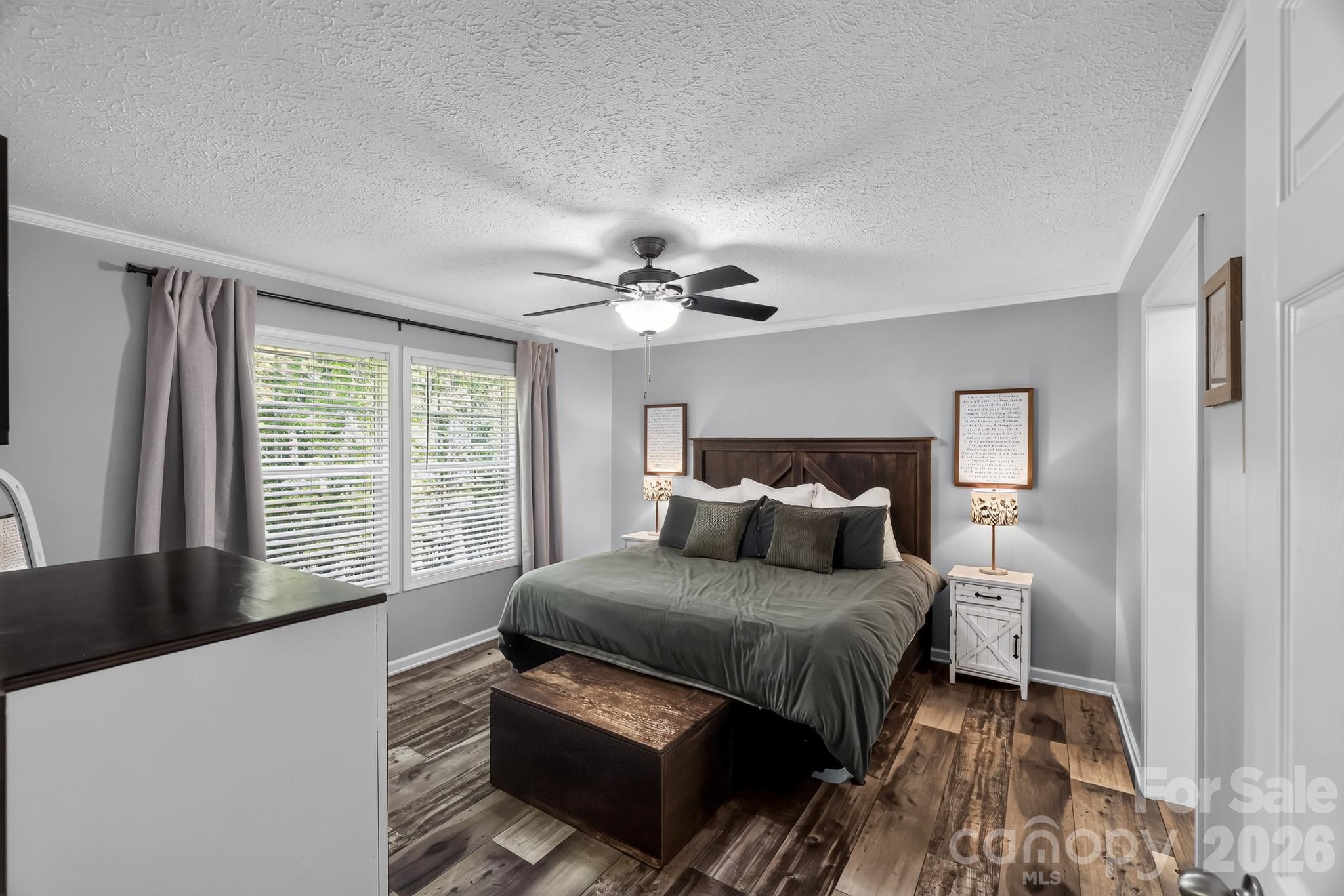 140 Fernwood Court Property Photo 17