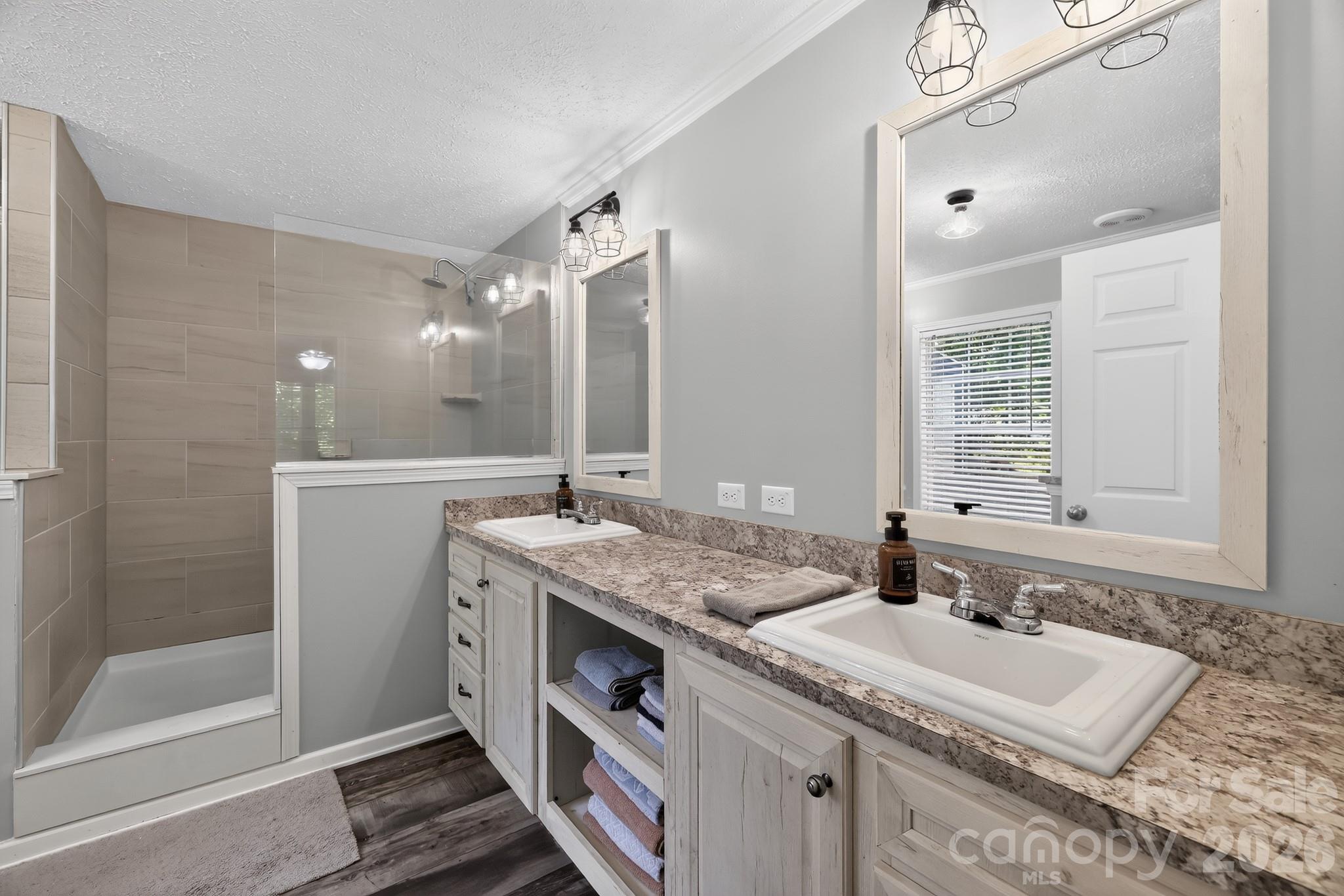 140 Fernwood Court Property Photo 19