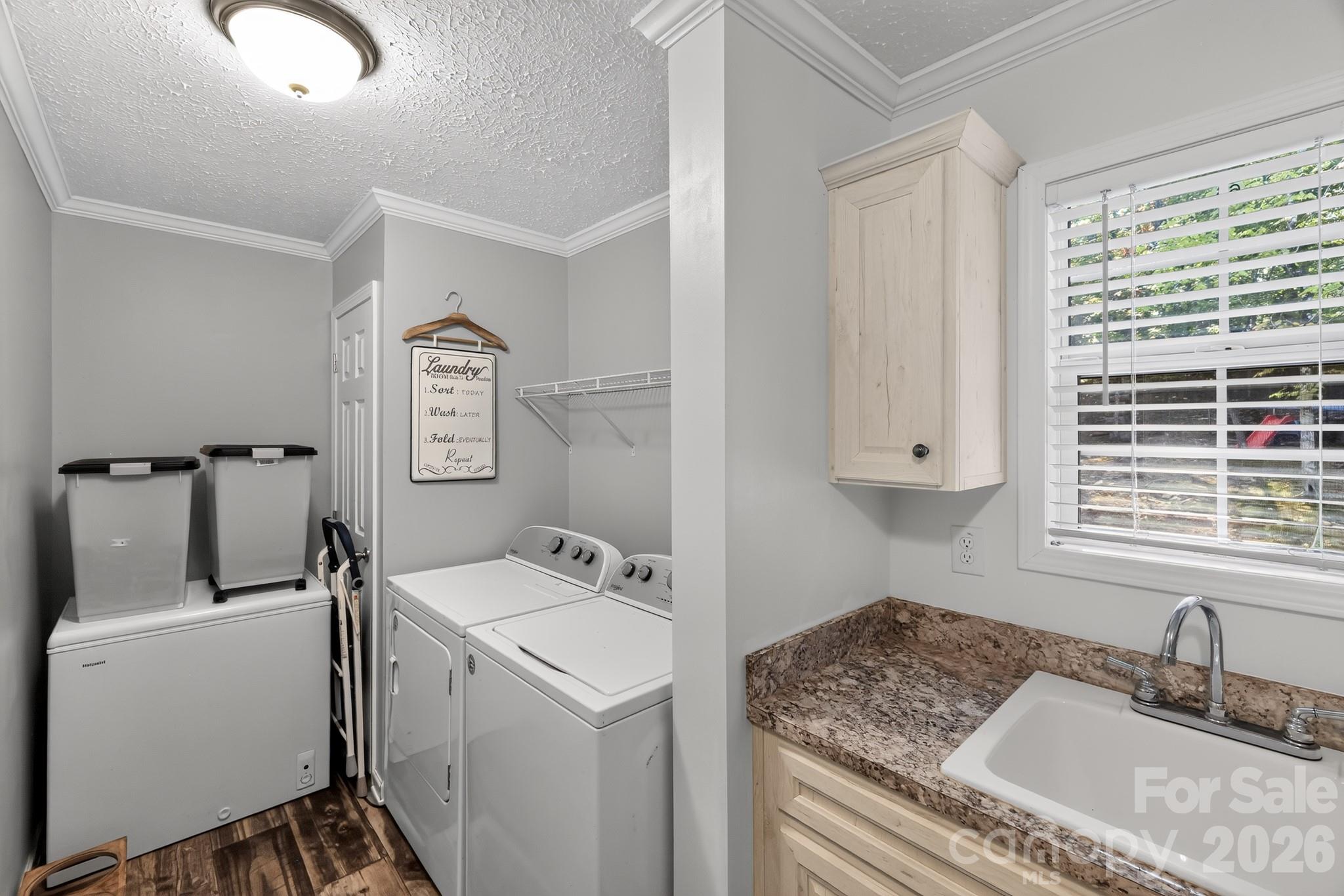 140 Fernwood Court Property Photo 23
