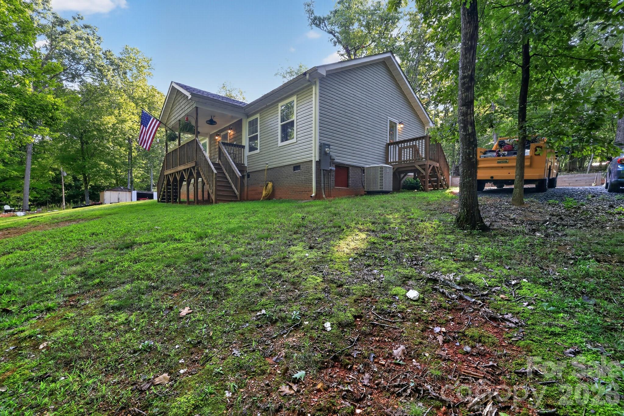 140 Fernwood Court Property Photo 30